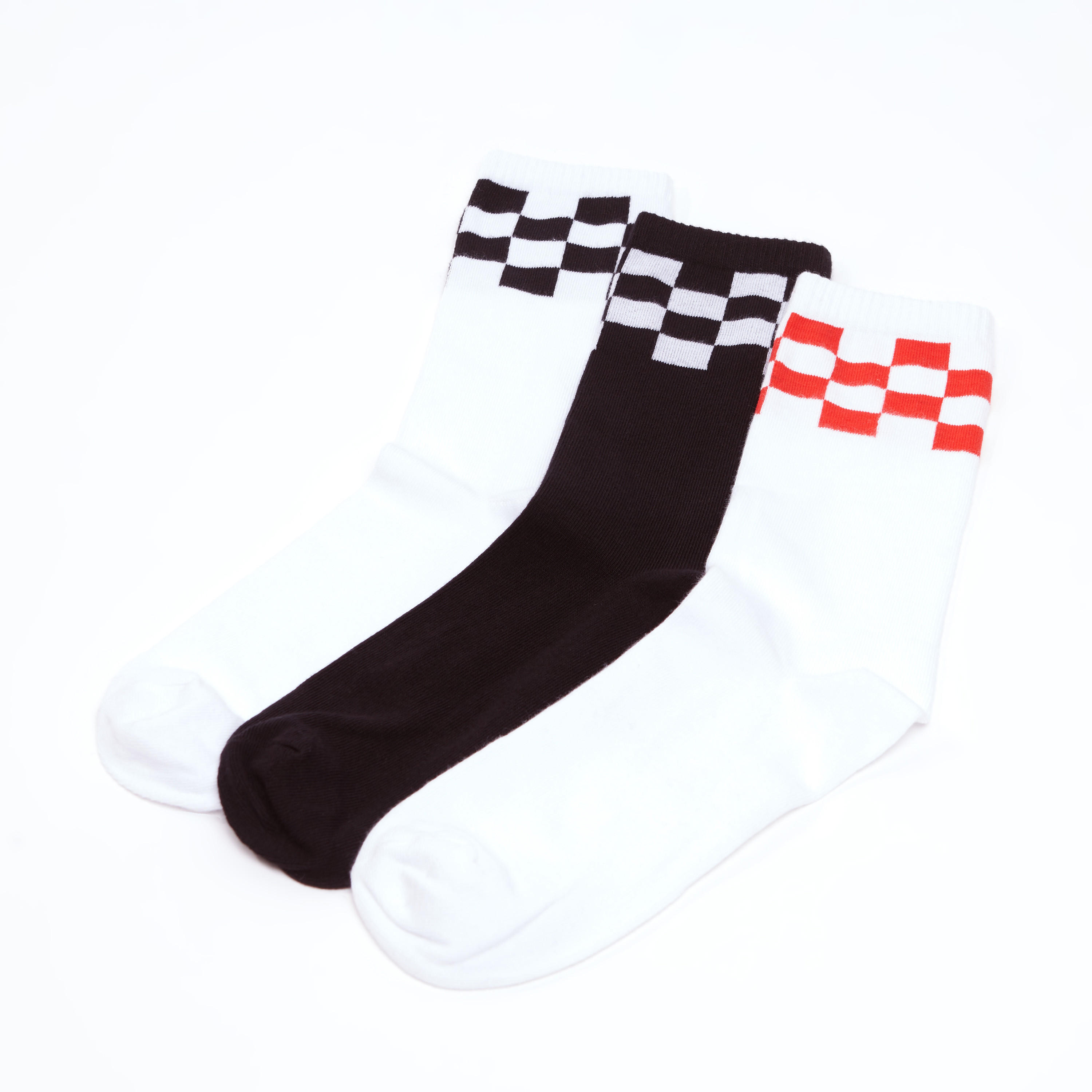 جوارب بارزة الملمس بطول أعلى الكاحل بحوّاف مضلّعة - طقم من 3 أزواج-men-socks-image-1