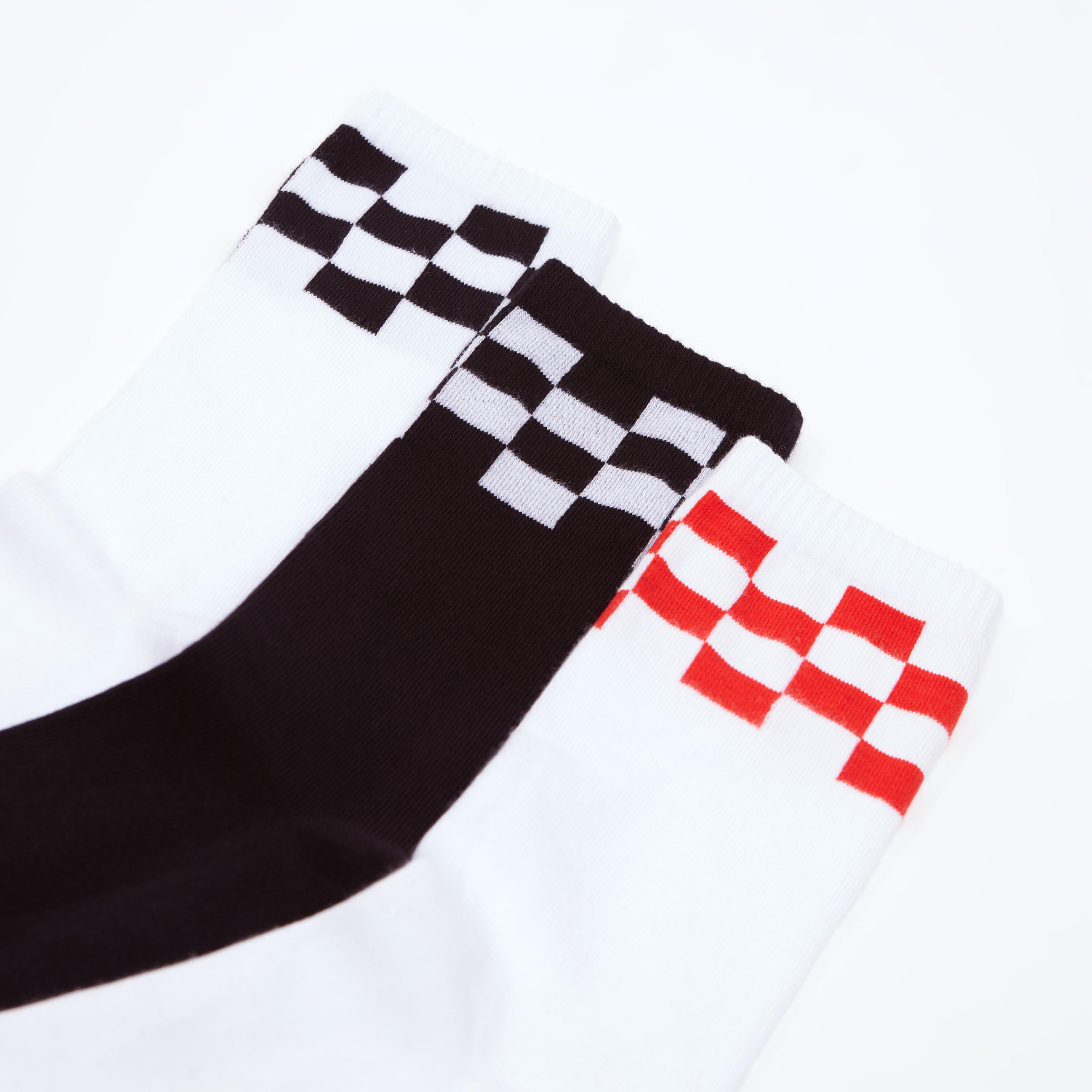 جوارب بارزة الملمس بطول أعلى الكاحل بحوّاف مضلّعة - طقم من 3 أزواج-men-socks-image-2