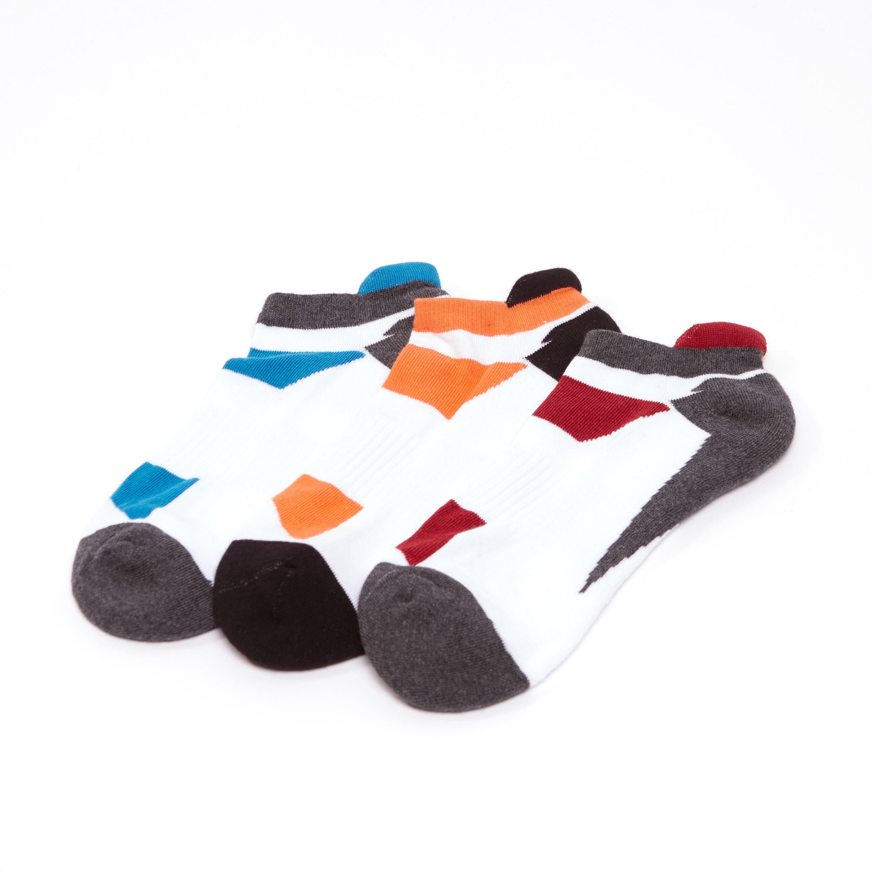 جوارب بارزة الملمس بطول الكاحل بحوّاف أساور - طقم من 3 أزواج-men-socks-image-1