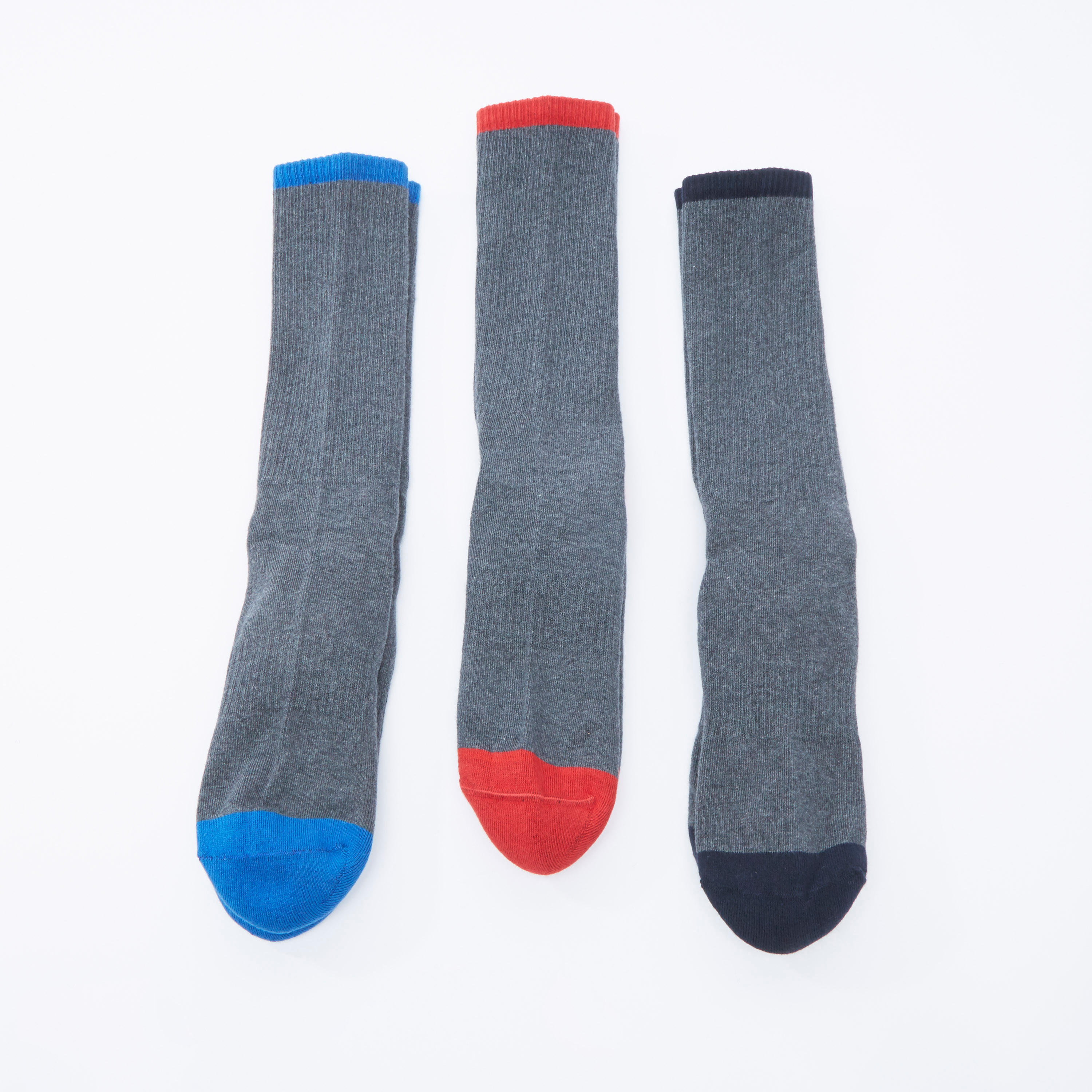 جوارب سادة بطول أعلى الكاحل بحواف أساور - طقم من 3 أزواج-men-socks-image-3