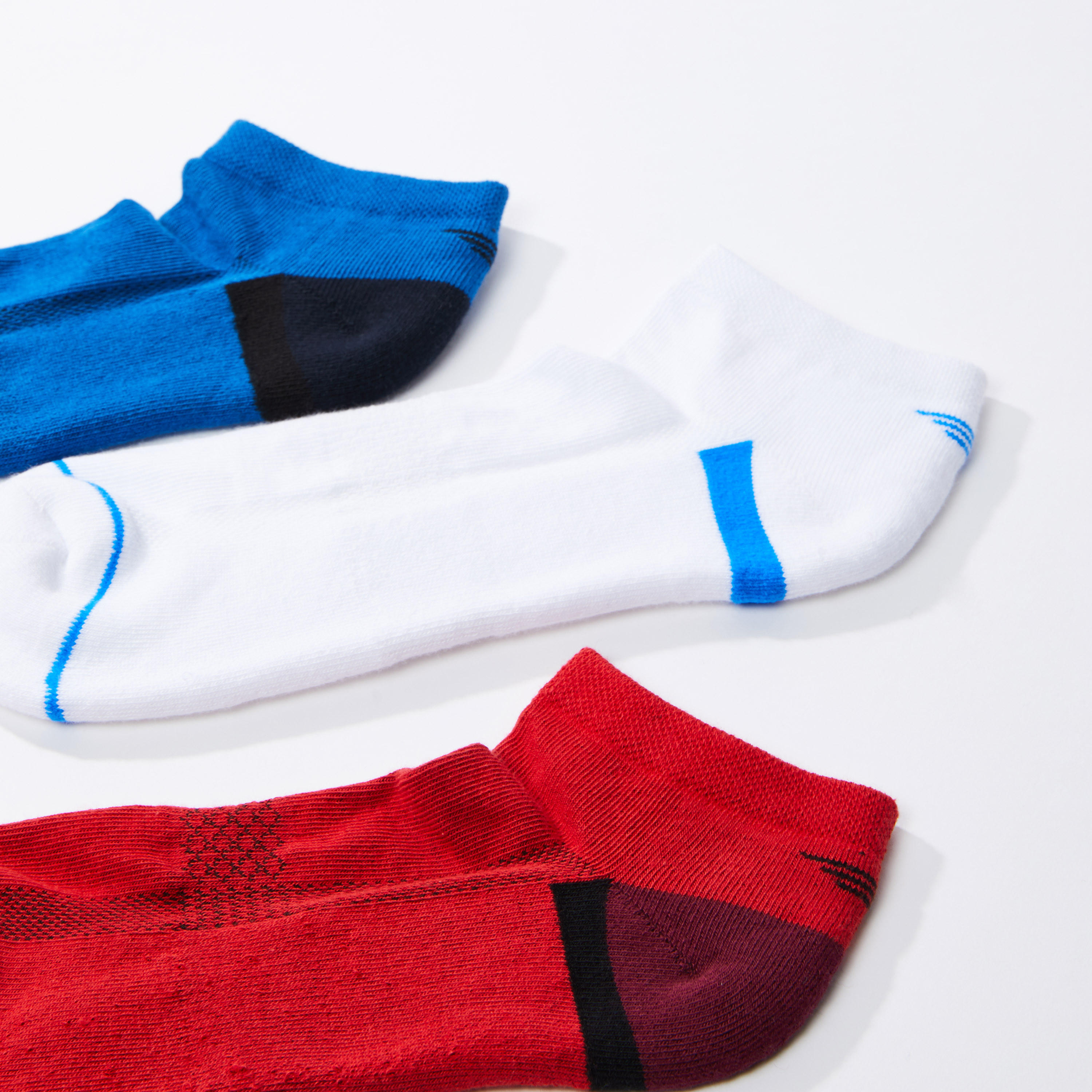 جوارب بارزة الملمس بطول الكاحل بحوّاف أساور - طقم من 3 أزواج-men-socks-image-2