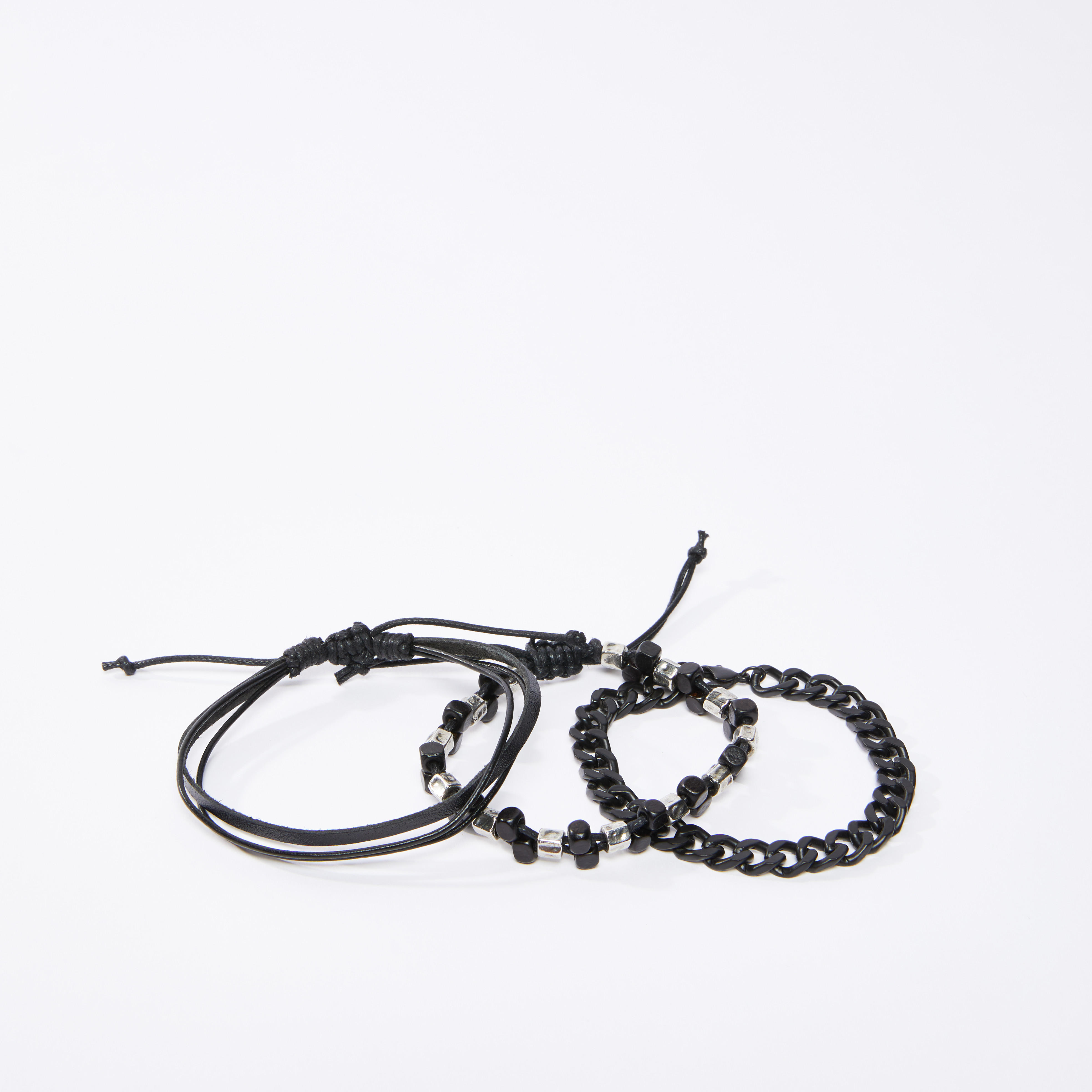 اساور مزينة - طقم من 3 قطع-men-watchesandjewellery-bracelets-image-3
