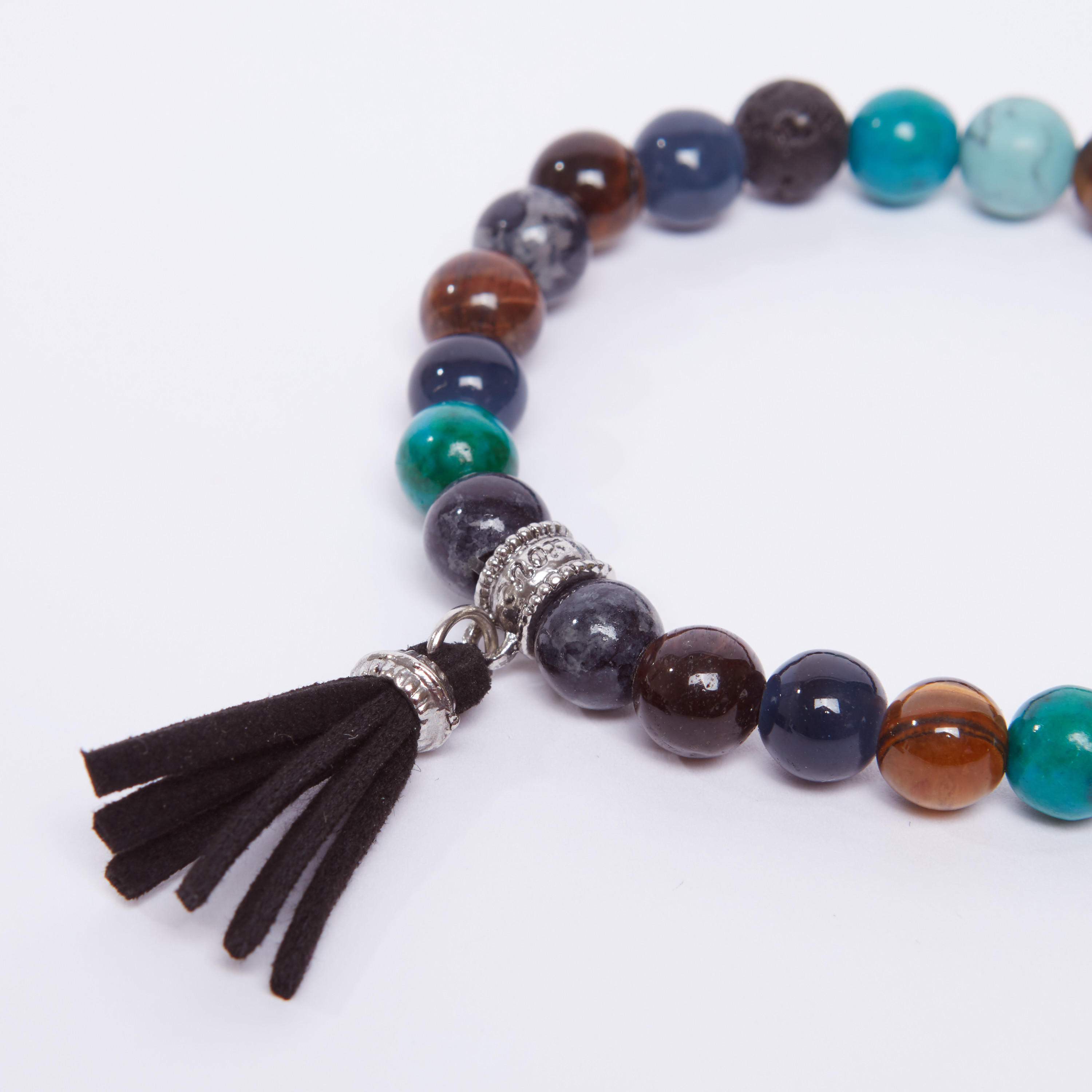 إسوارة مزيّنة بالخرز وبتفاصيل شُرابات-men-watchesandjewellery-bracelets-image-3
