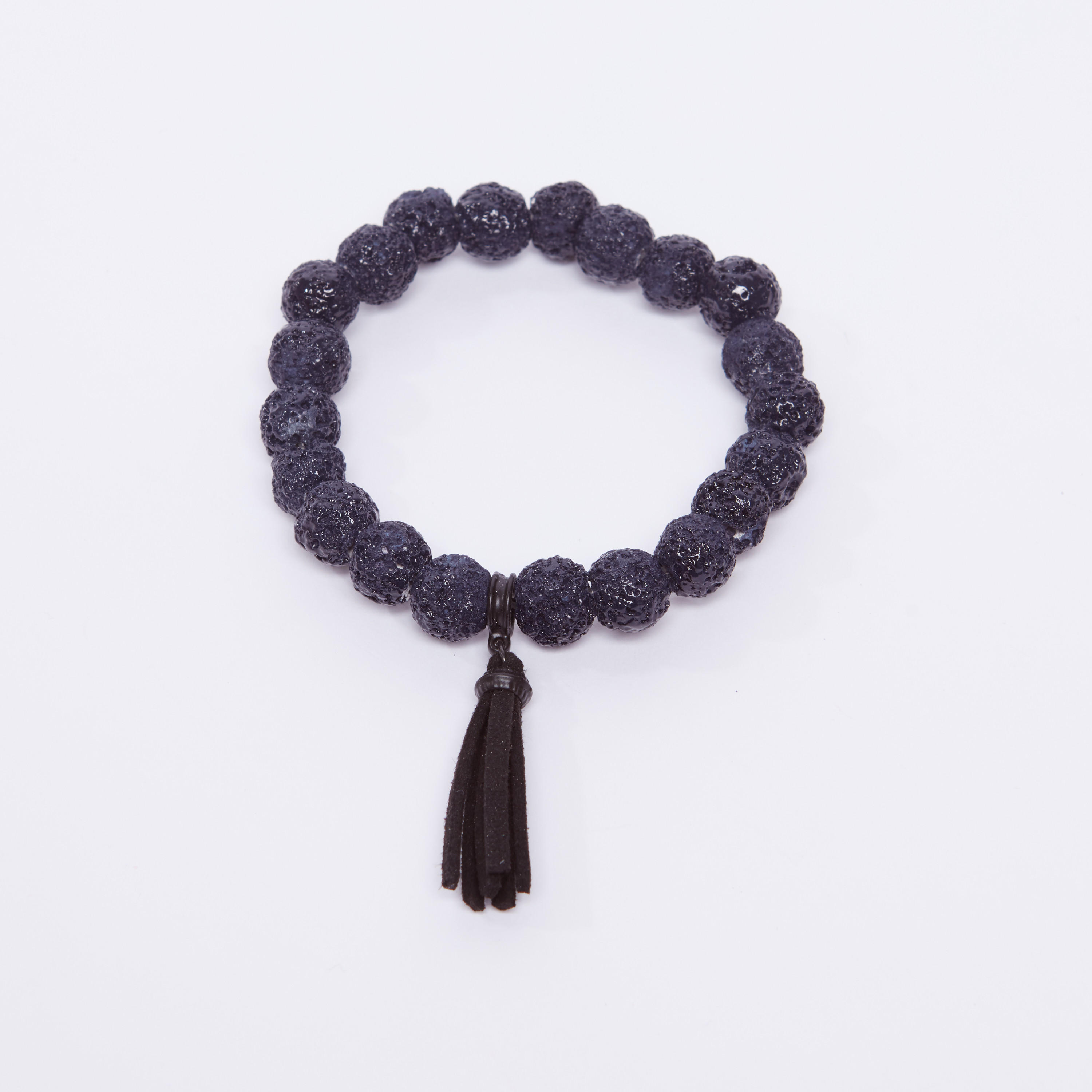 إسوارة مزيّنة بالخرز وبتفاصيل شُرابات-men-watchesandjewellery-bracelets-image-1