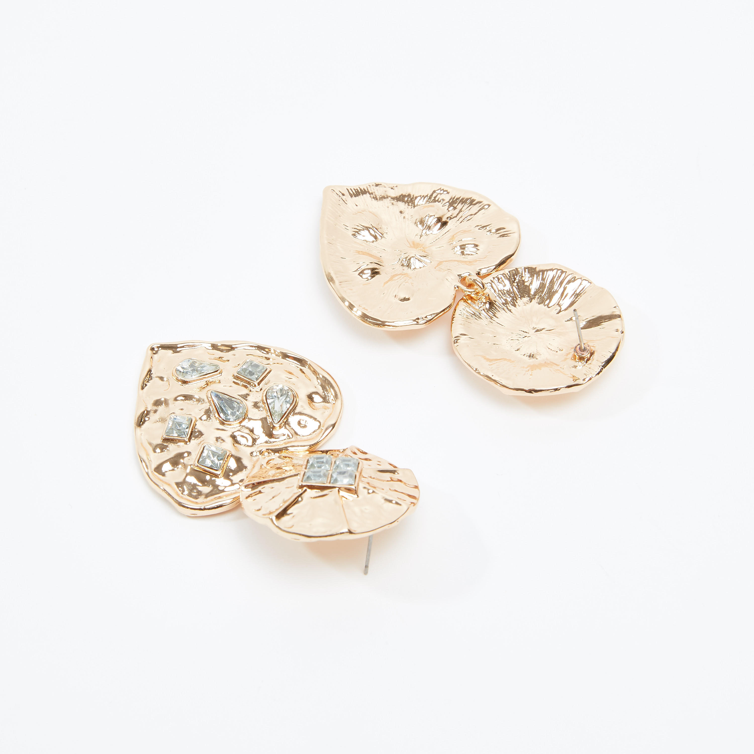 حلق مرصّع بدلّاية ومكبس إغلاق-women-watchesandjewellery-jewellery-earrings-image-1