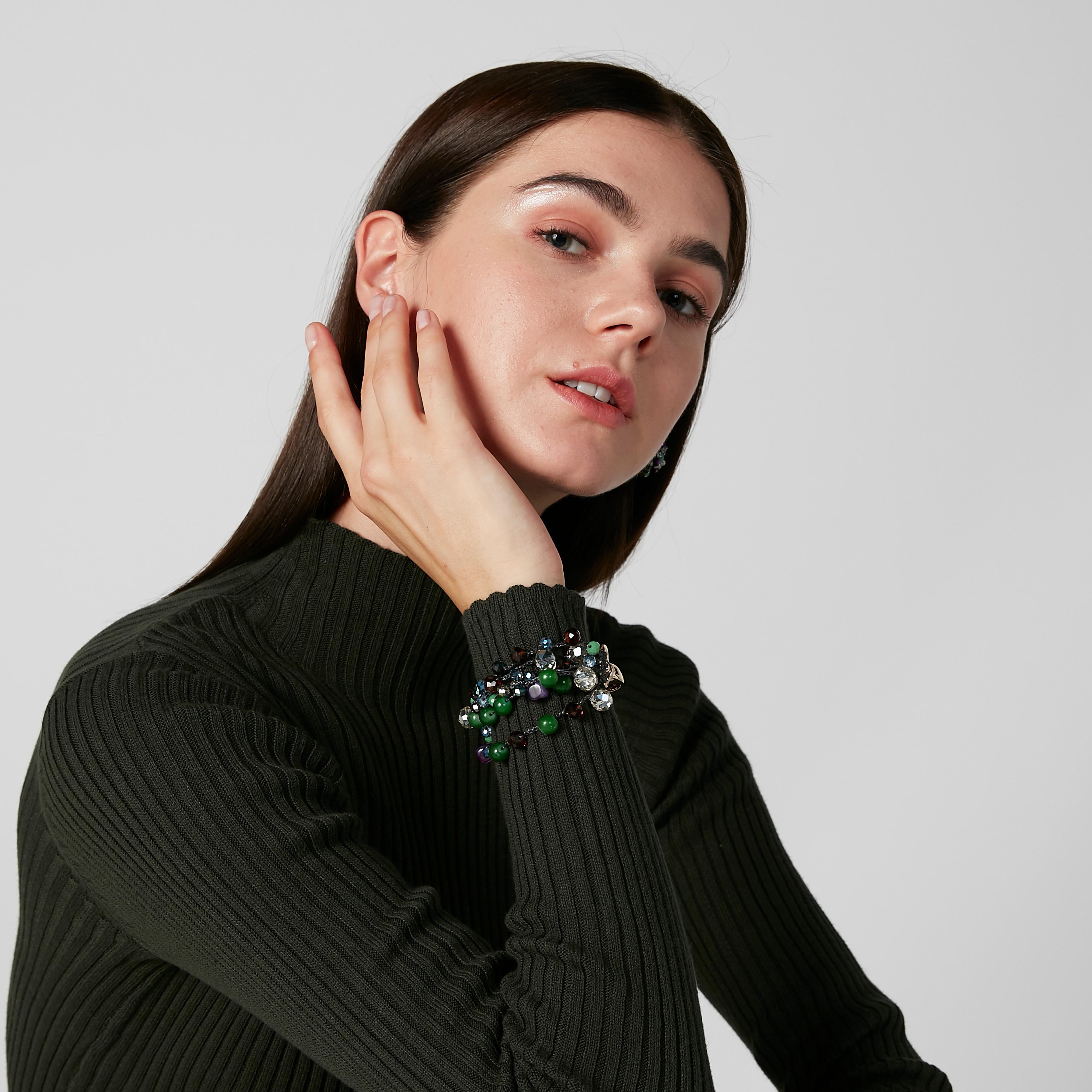 سوار مزيّن مع مشبك إغلاق-women-watchesandjewellery-jewellery-banglesandbracelets-image-2