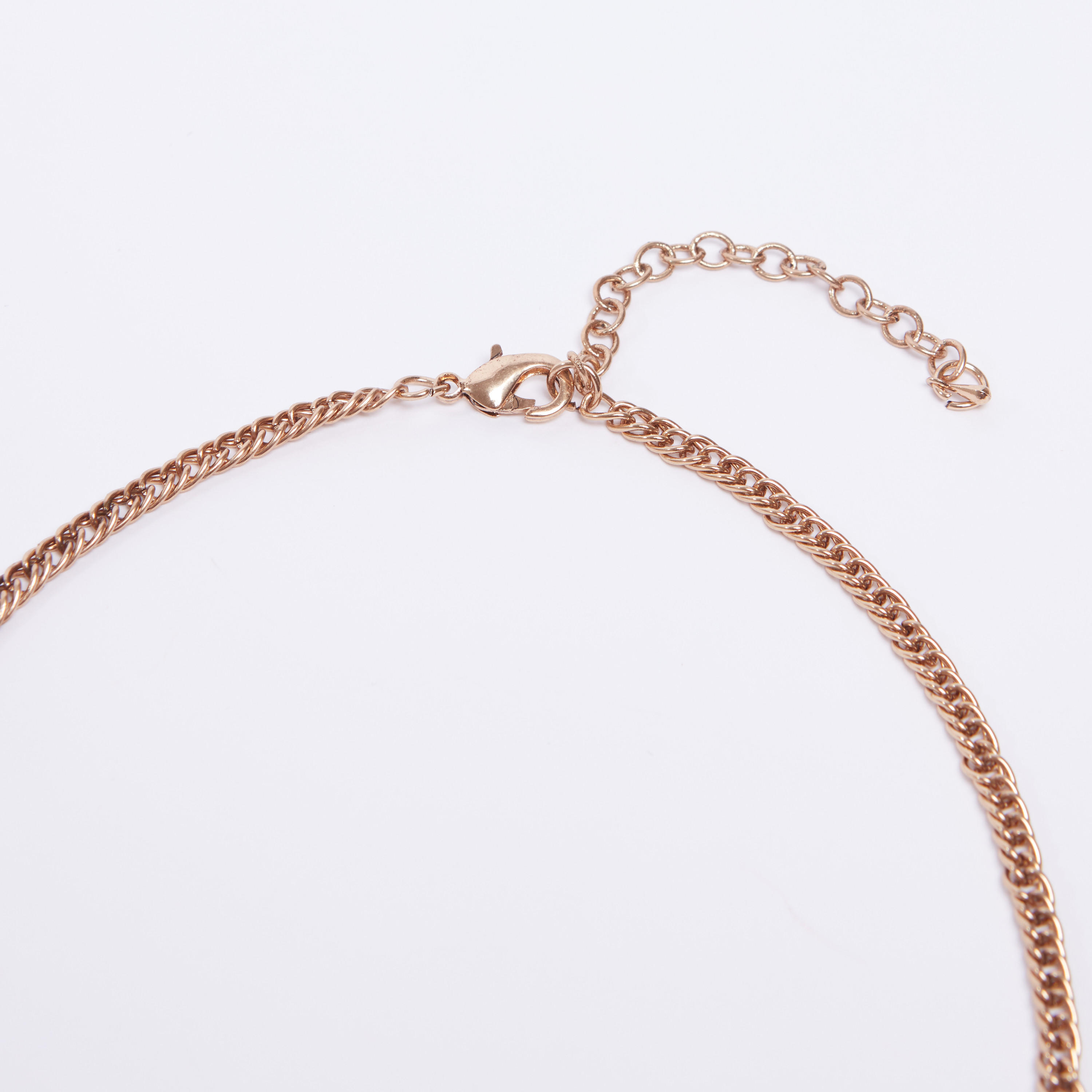 عقد مزيّن بمشبك إغلاق-women-watchesandjewellery-jewellery-necklacesandpendants-image-3