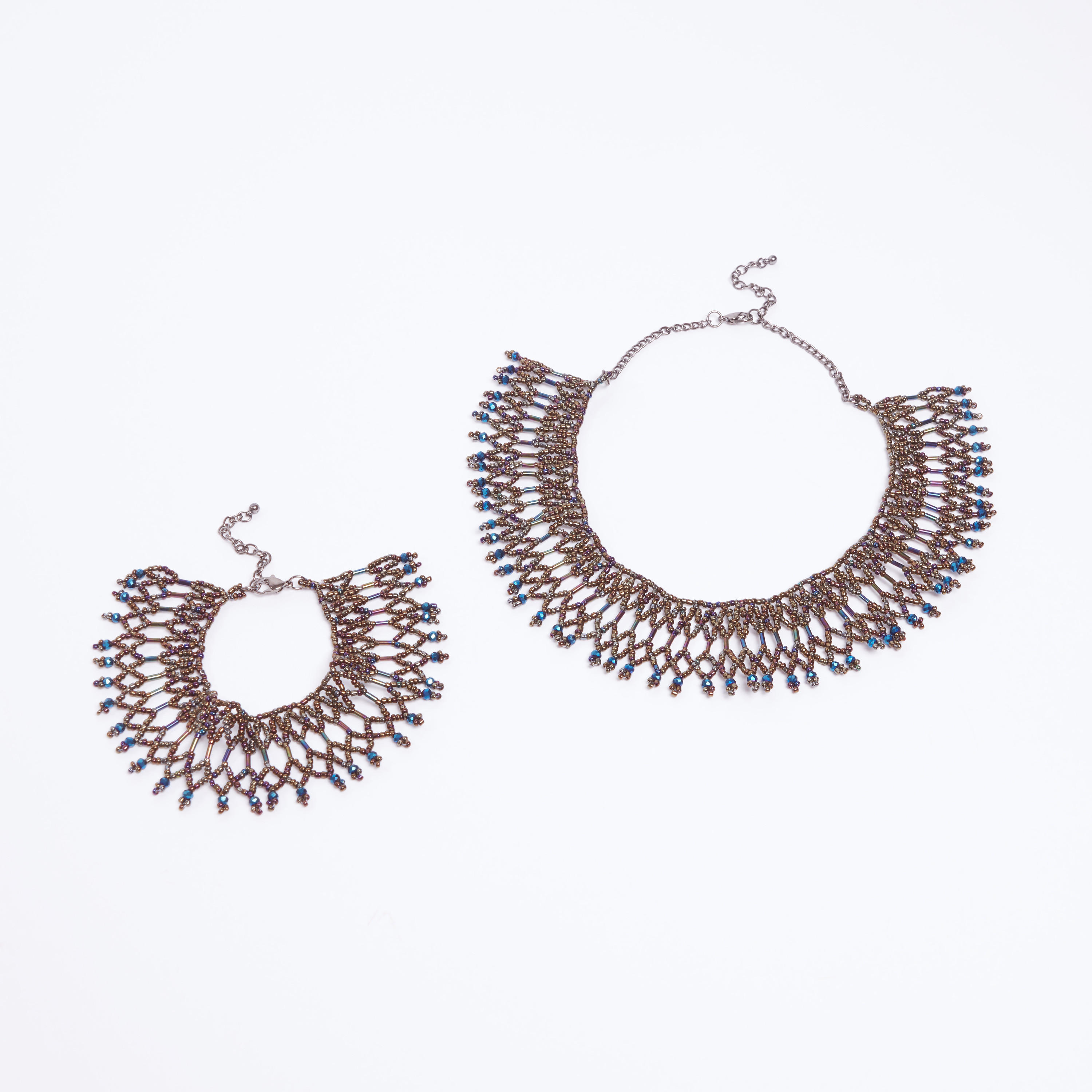 سوار مزيّن بالخرز مع قلادة-women-watchesandjewellery-jewellery-jewellerysets-image-4