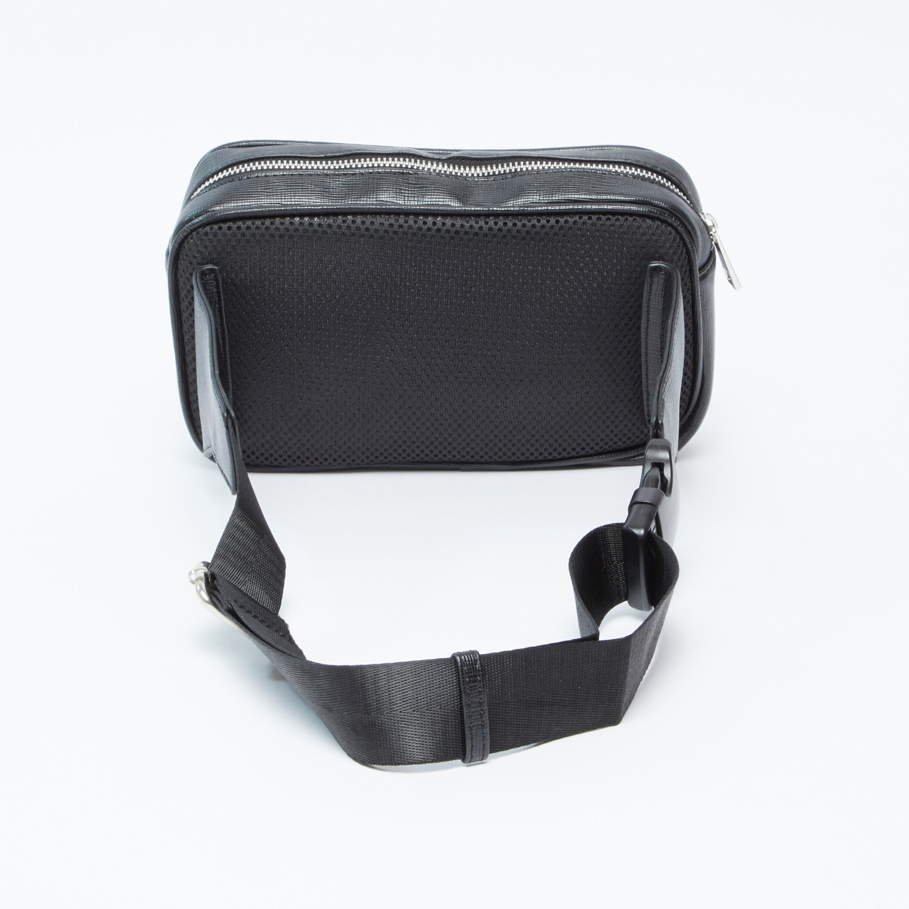 شنطة كروس بودي بسحاب إغلاق وحمّالة قابل للتعديل وطبعات-men-bags-image-3