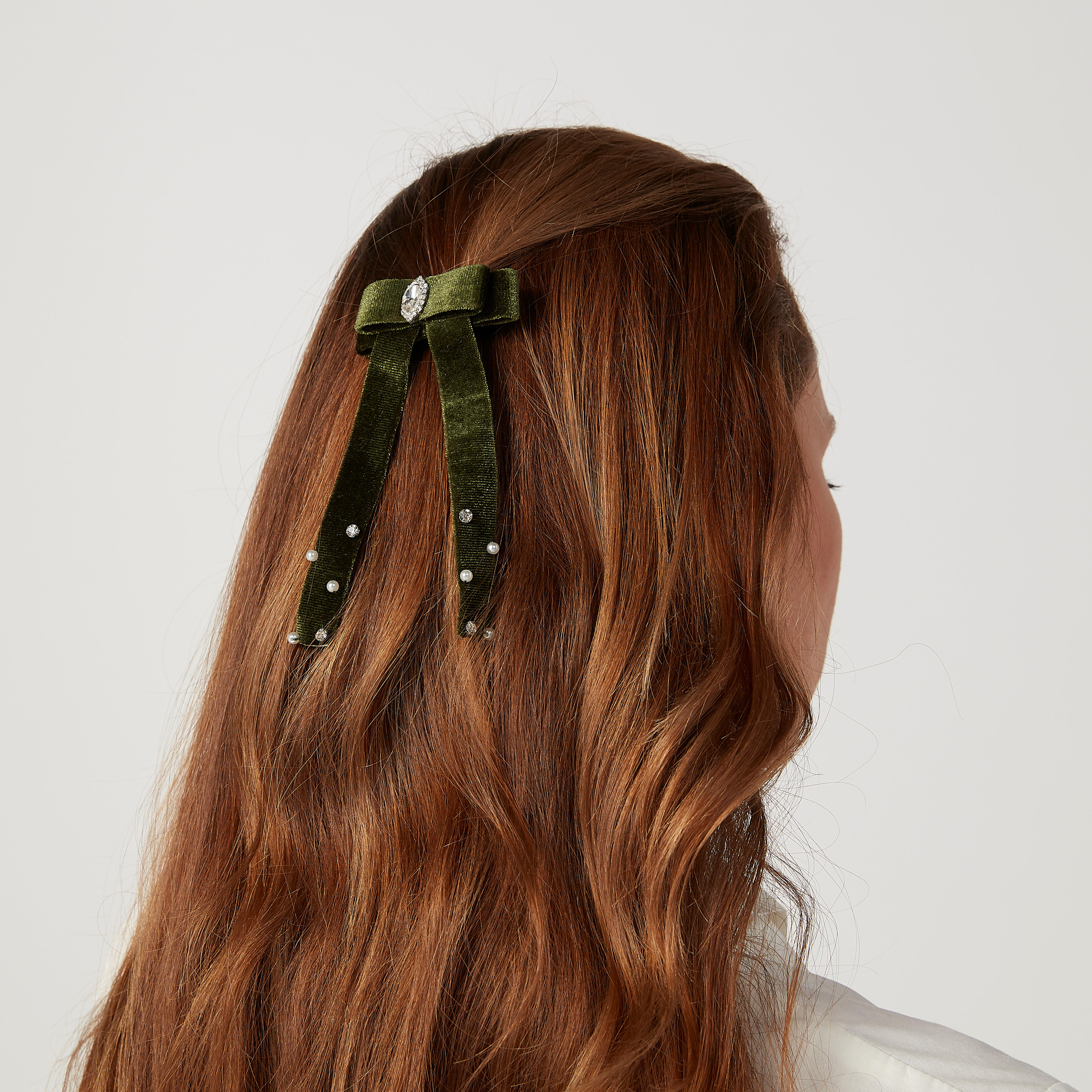 مشبك شعر مزيّن بفيونكة-women-hairaccessories-image-2