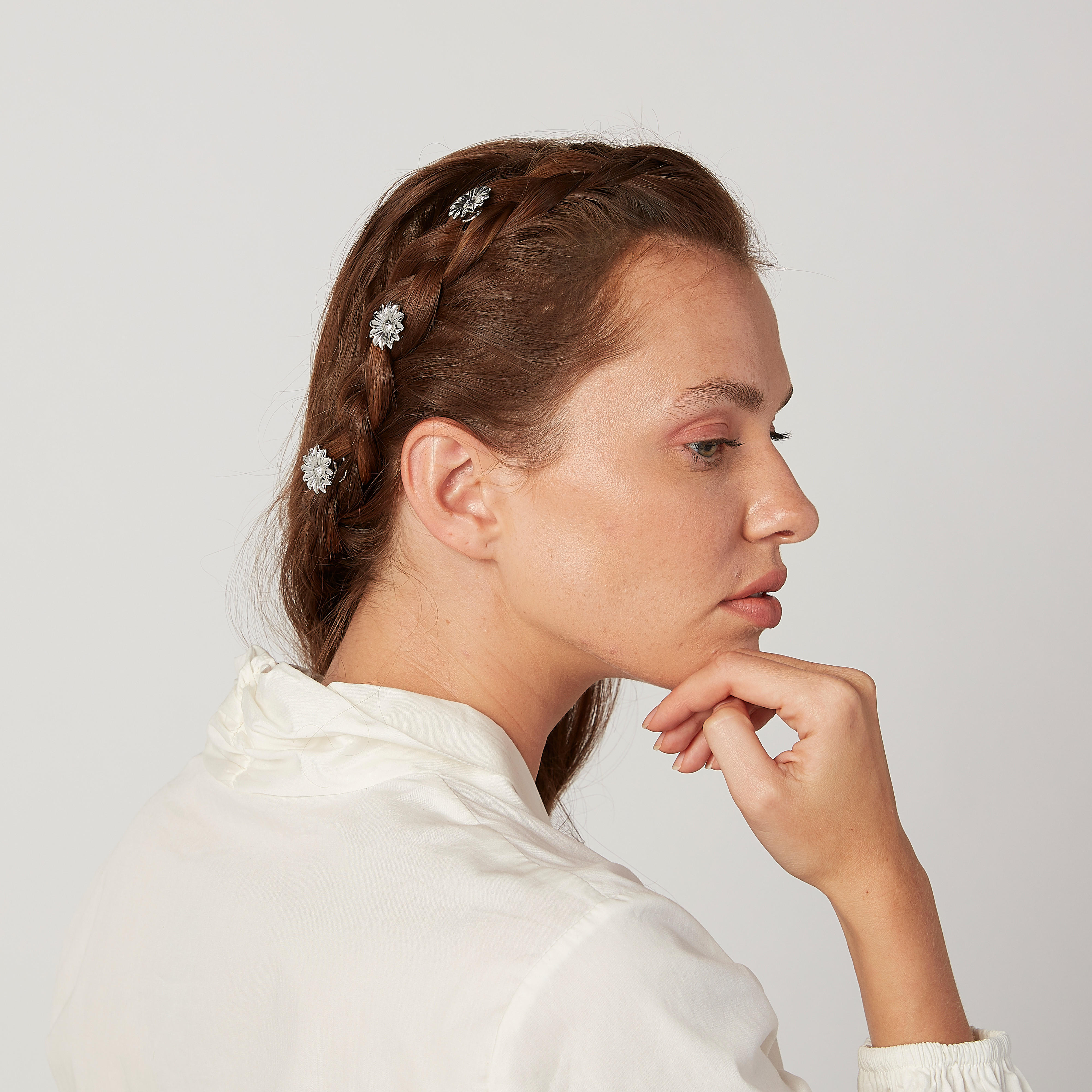 دبابيس شعر على شكل زهرة ميتاليك - طقم من 6 قطع-women-hairaccessories-image-2
