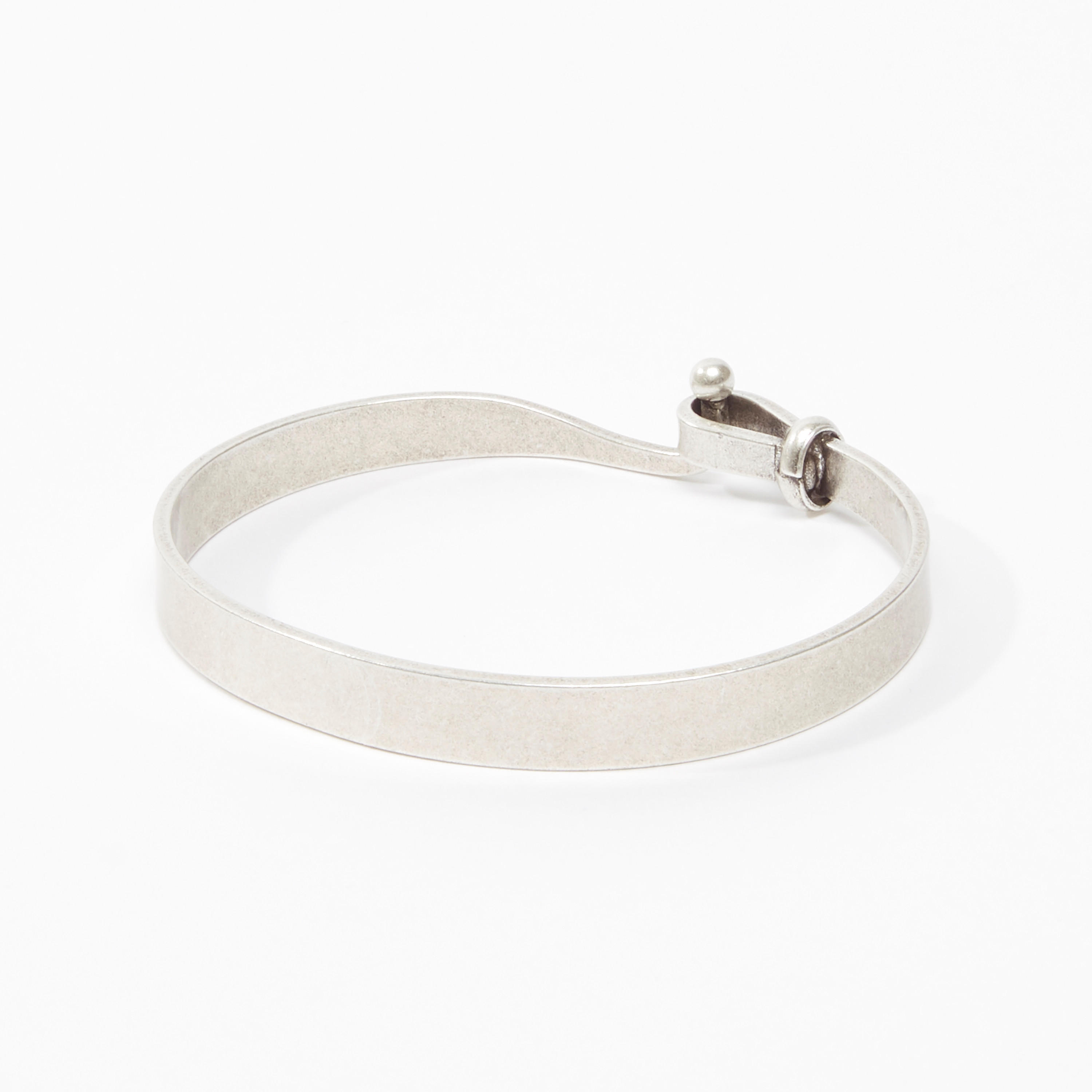 سوار سادة مع إغلاق-men-watchesandjewellery-bracelets-image-2