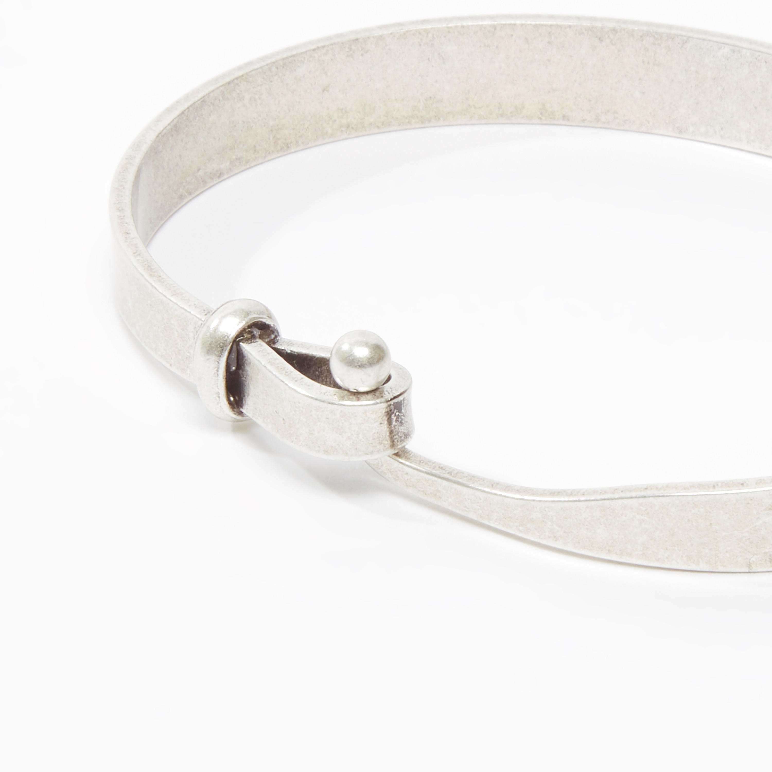 سوار سادة مع إغلاق-men-watchesandjewellery-bracelets-image-1