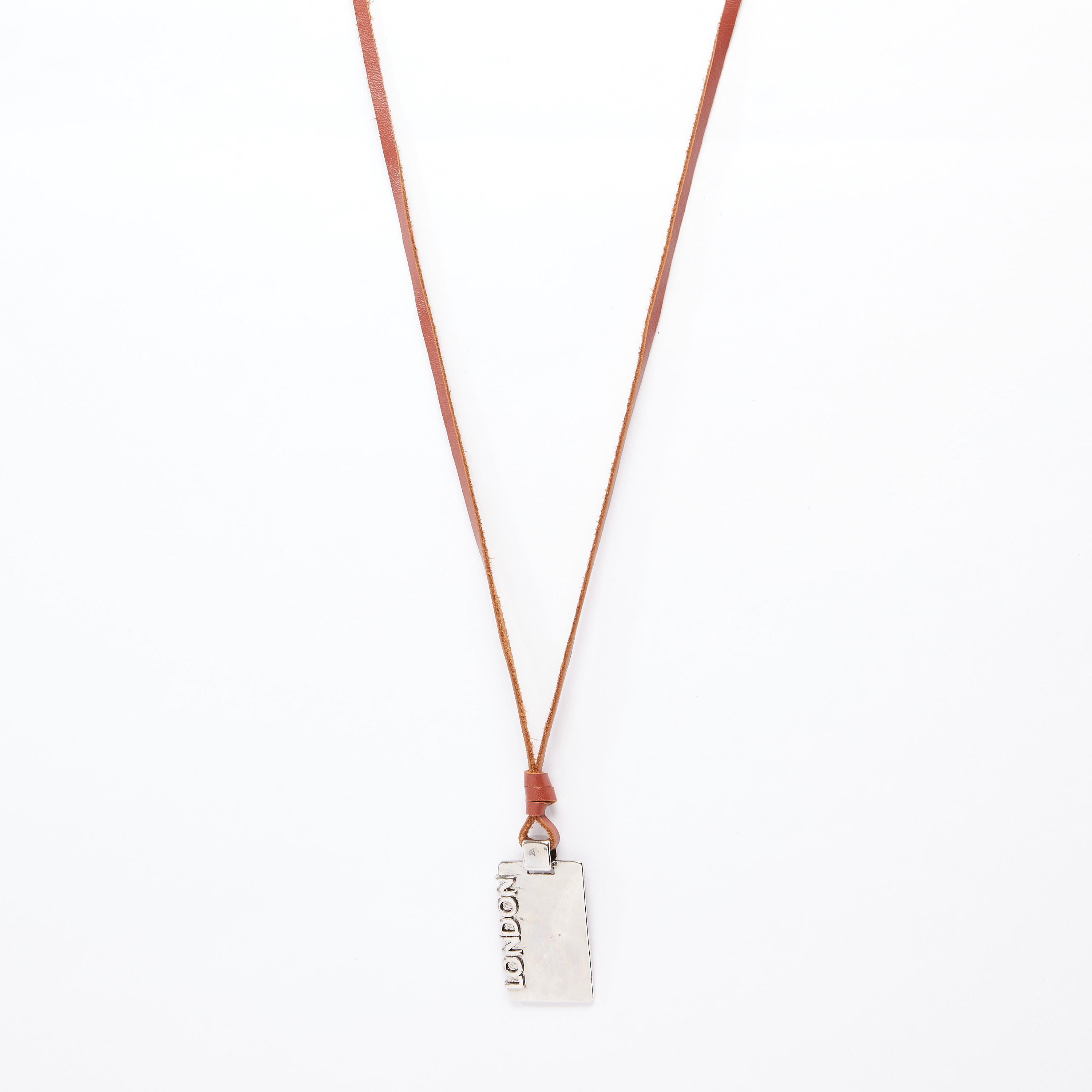 عقد بدلّاية ميتاليك وأربطة-men-watchesandjewellery-necklacesandpendants-image-2