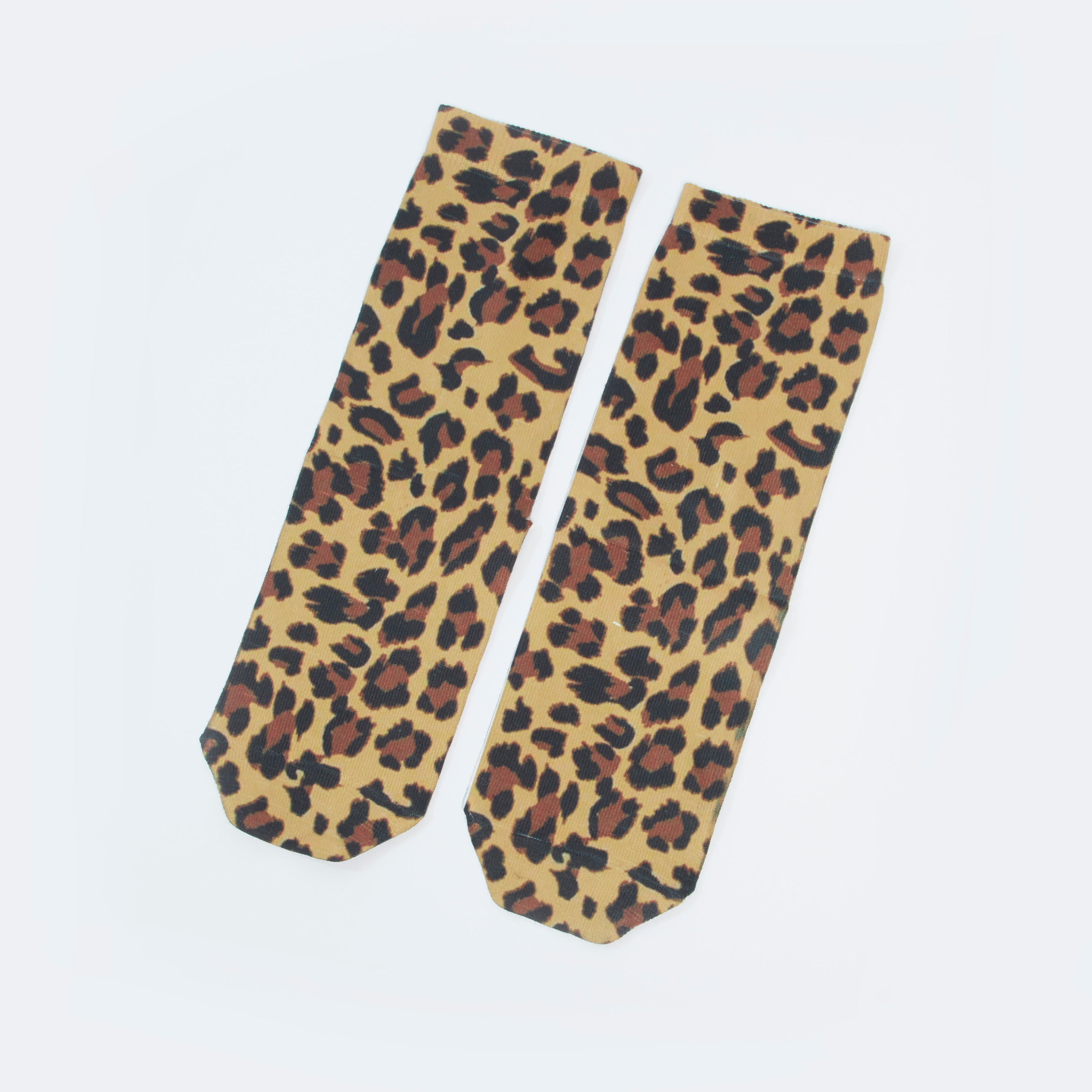 جوارب بطول الكاحل بحواف مطّاطية وطبعات حيوانات-women-socksandstockings-image-1