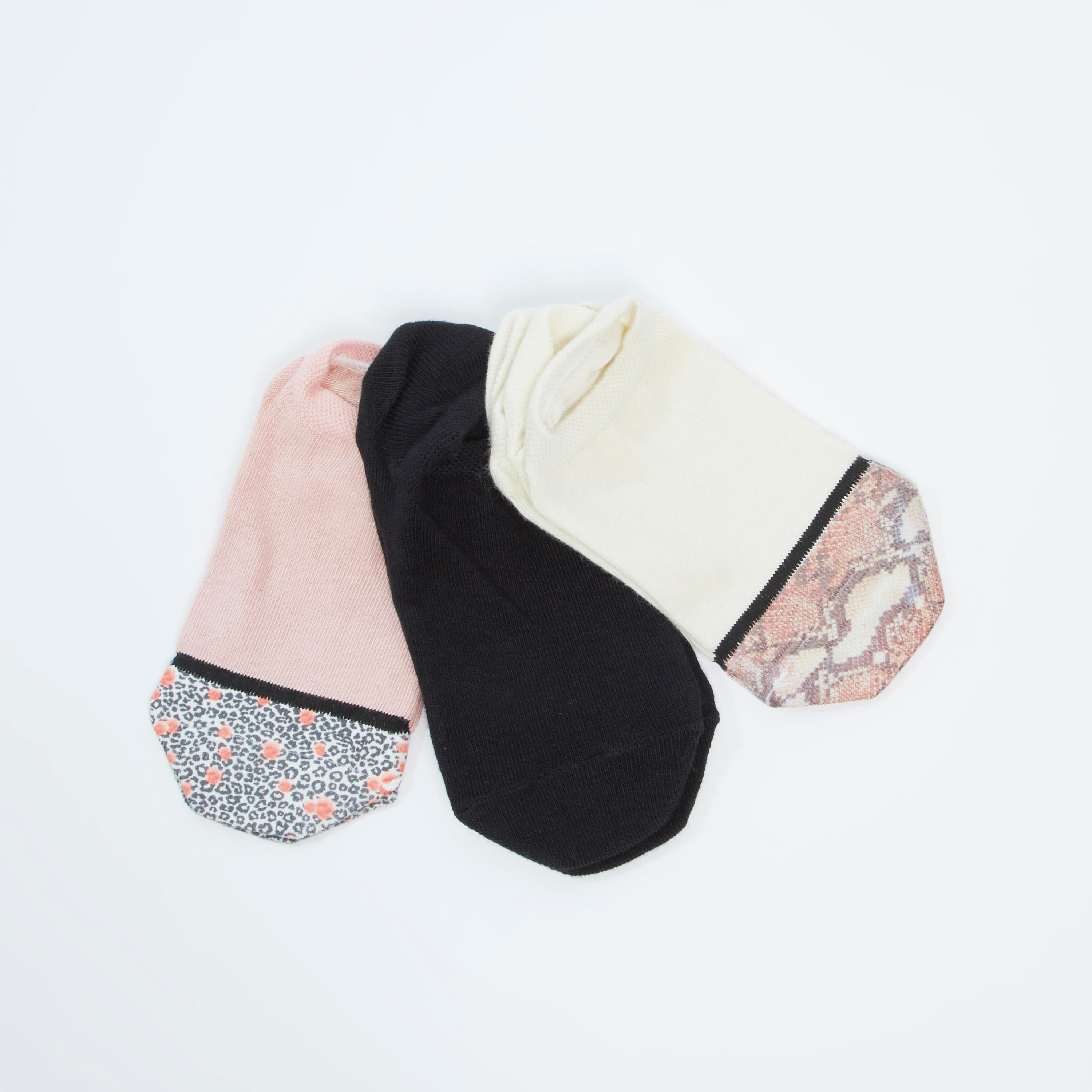 جوارب غير مرئية متعددة الالوان بحوّاف مطّاطية - طقم من 3 أزواج-women-socksandstockings-image-3