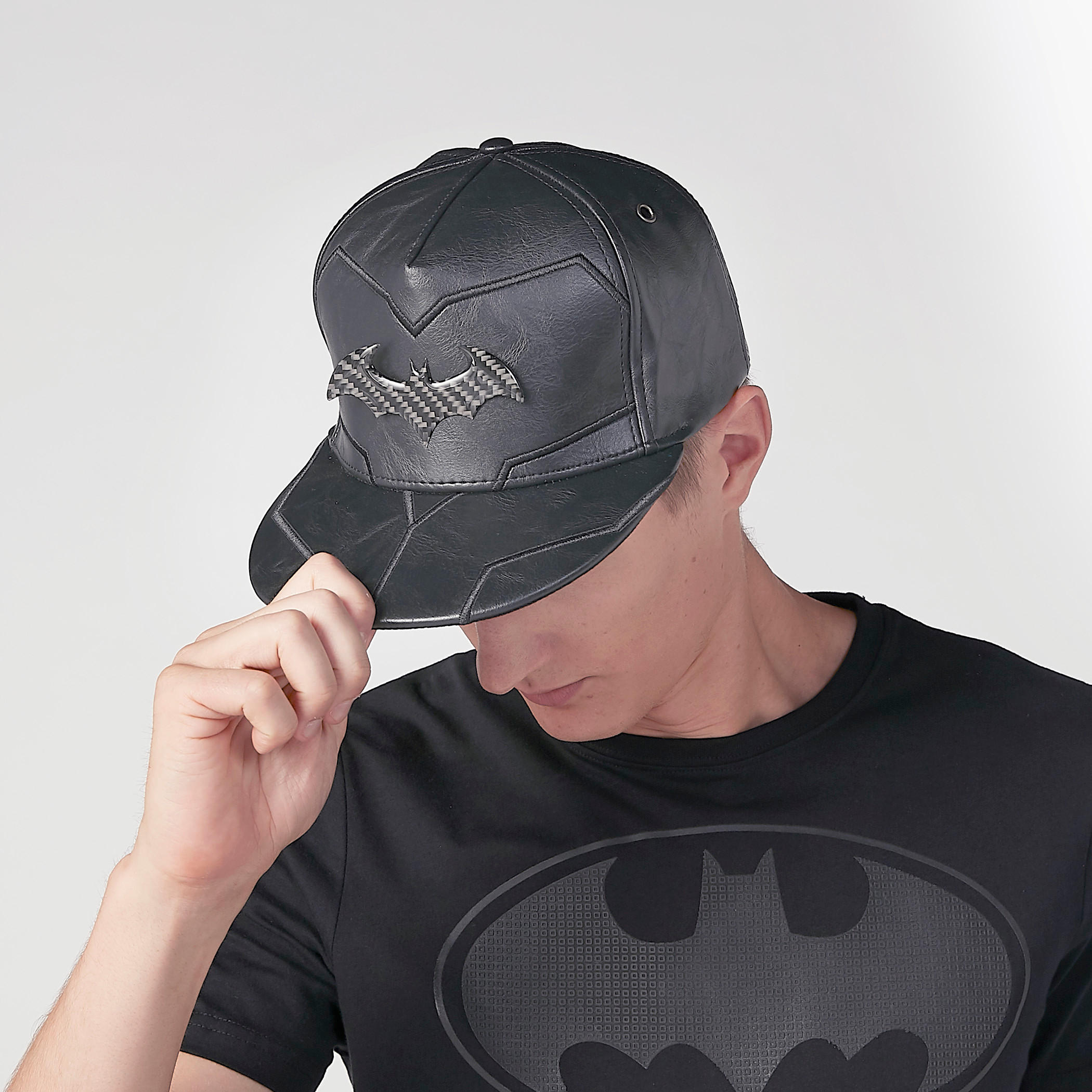 قبّعة كاب بزر إغلاق وتزيينات باتمان-men-caps-image-2