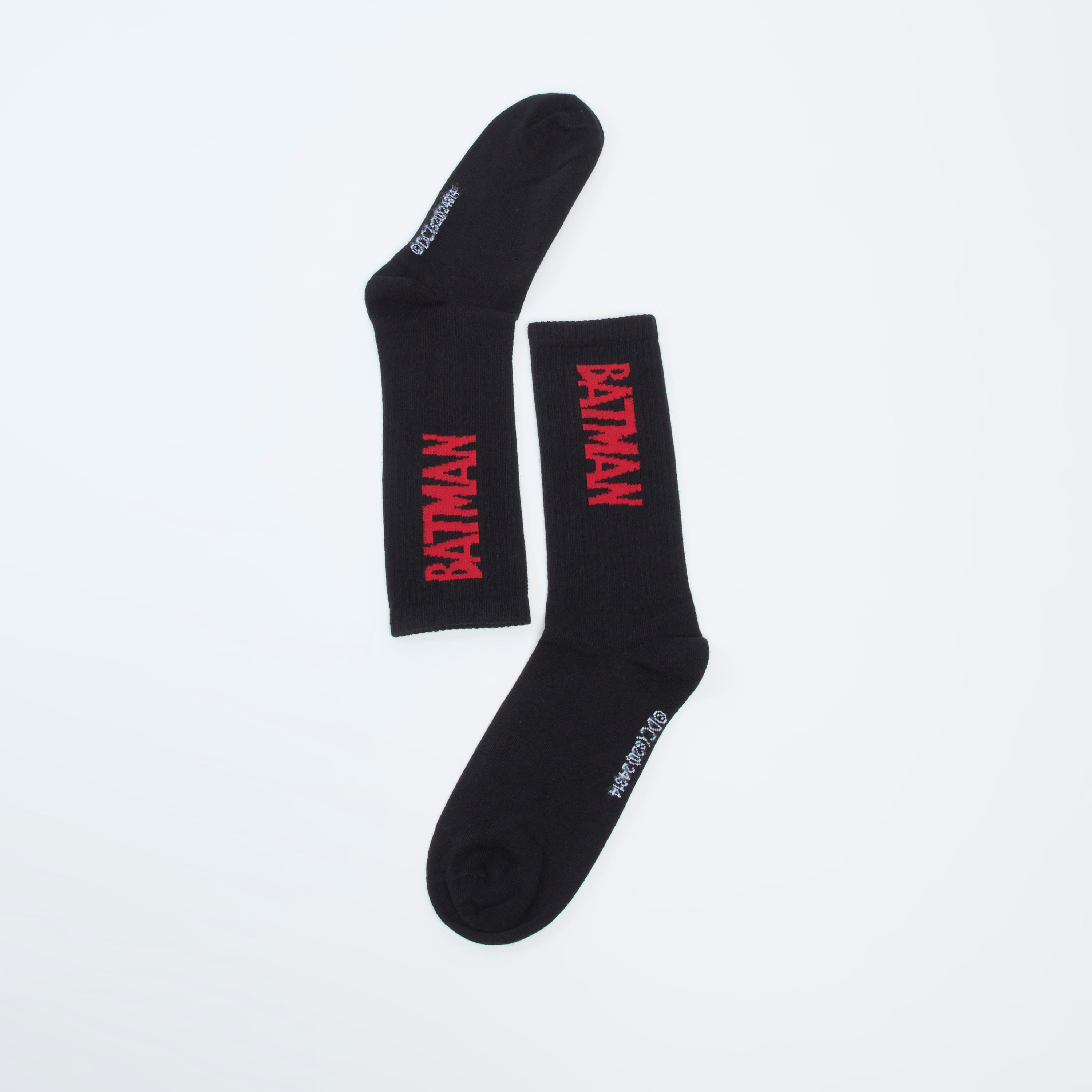 جوارب بطول أعلى الكاحل بحواف مضلّعة وطبعات باتمان-men-socks-image-3