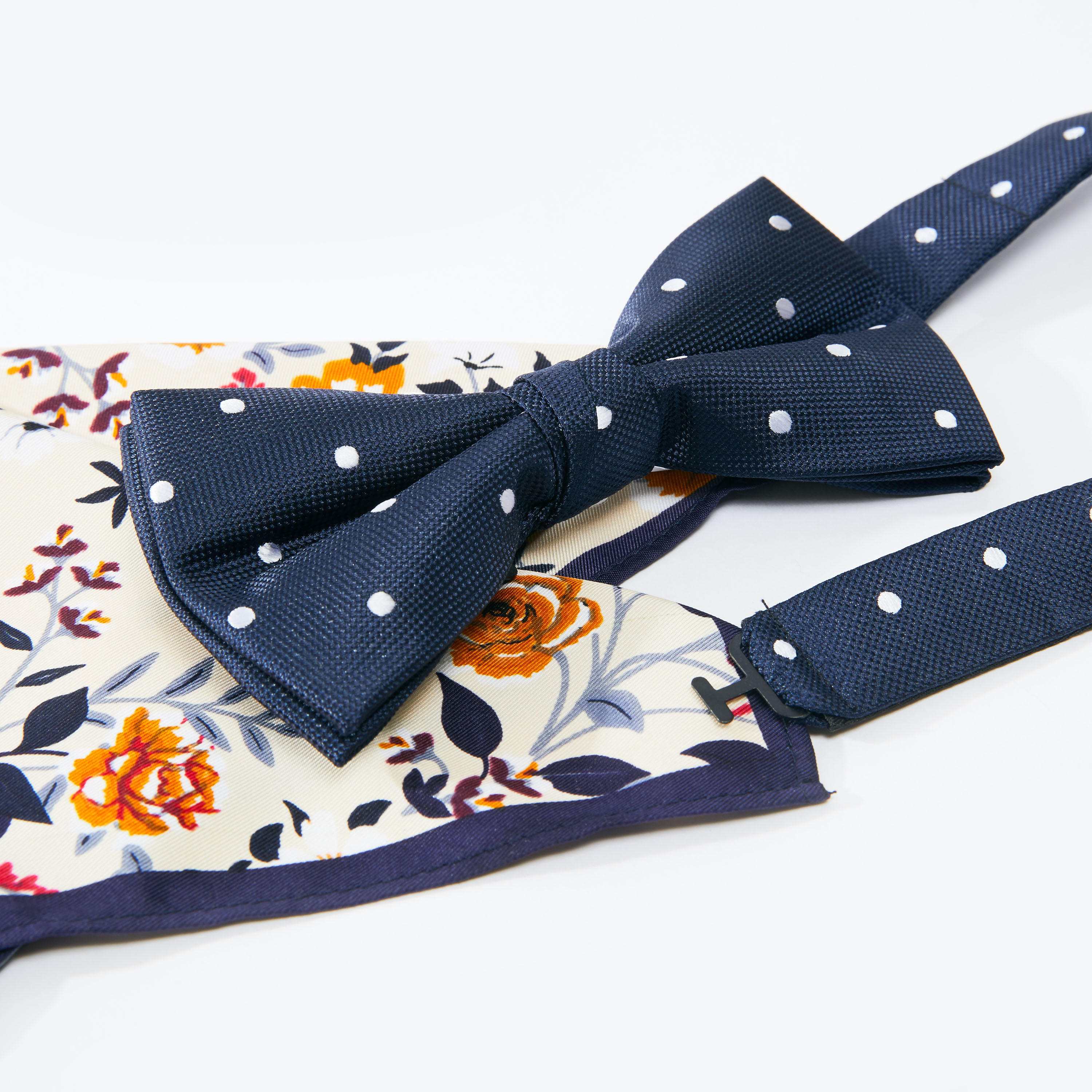 طقم بابيون ومنديل جيب بطبعات-men-tiesandcufflinks-pocketsquares-image-5
