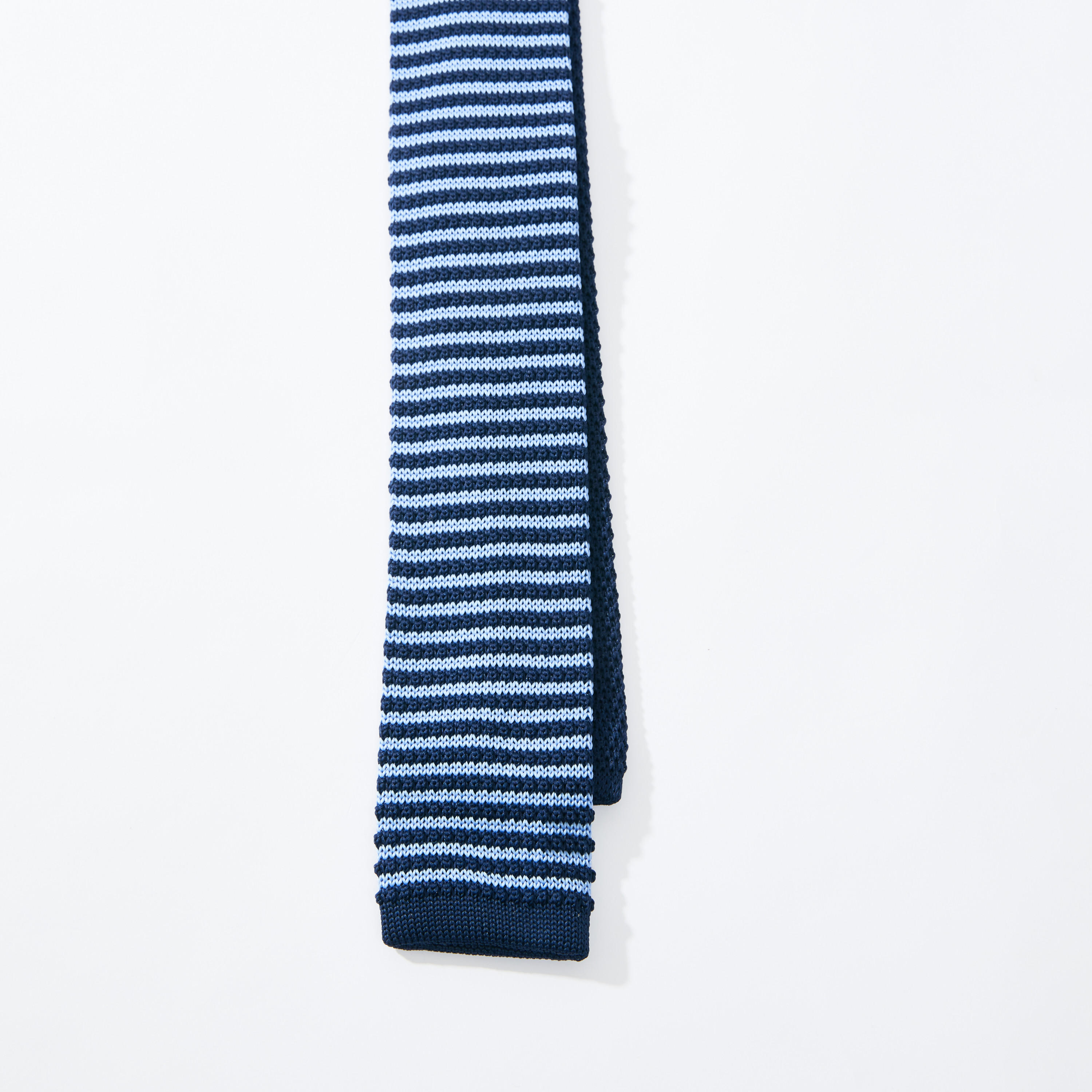 ربطة عنق بارزة الملمس بمشبك تثبيت-men-tiesandcufflinks-pocketsquares-image-1