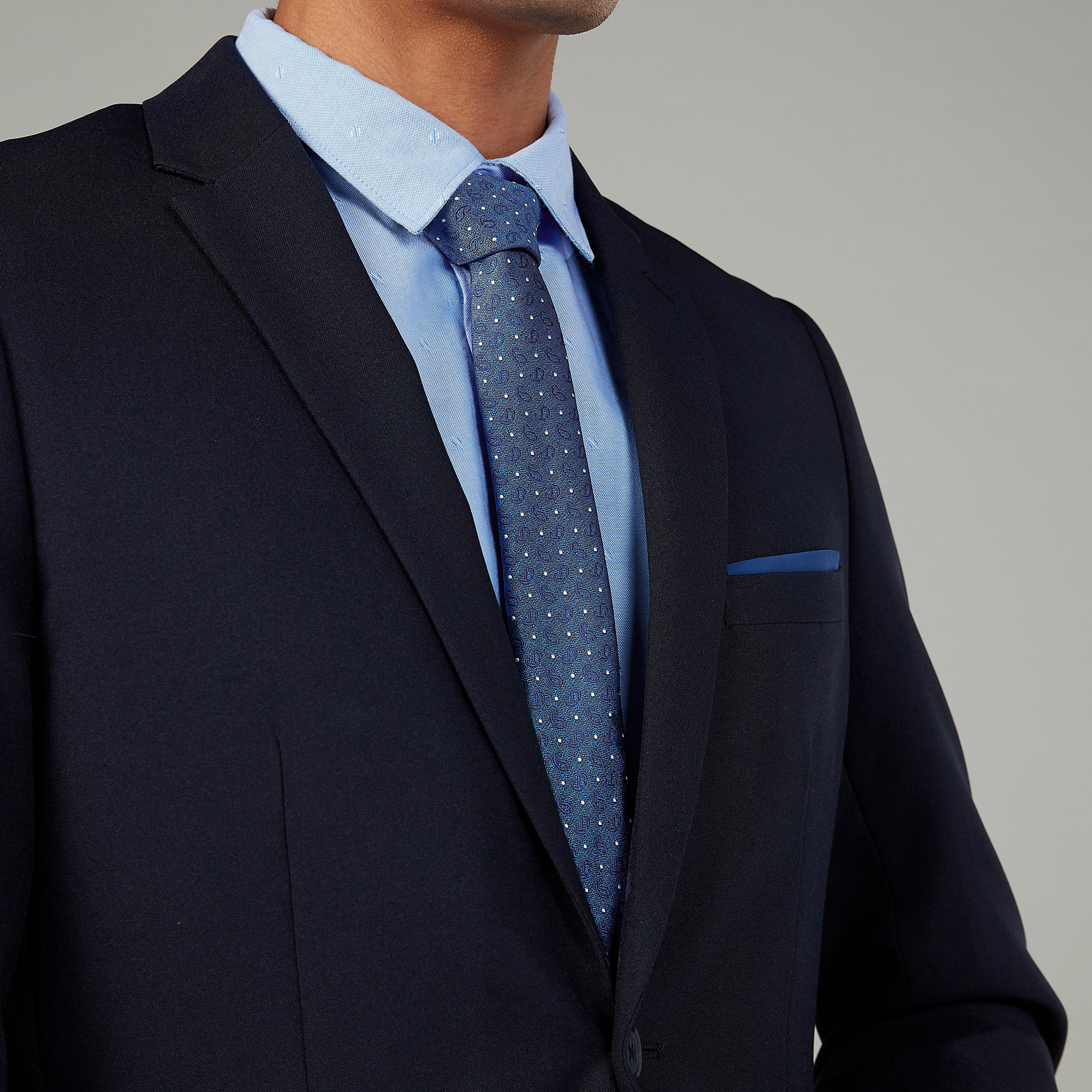 ربطة عنق عادية بحلقة تثبيت وطبعات-men-tiesandcufflinks-pocketsquares-image-3