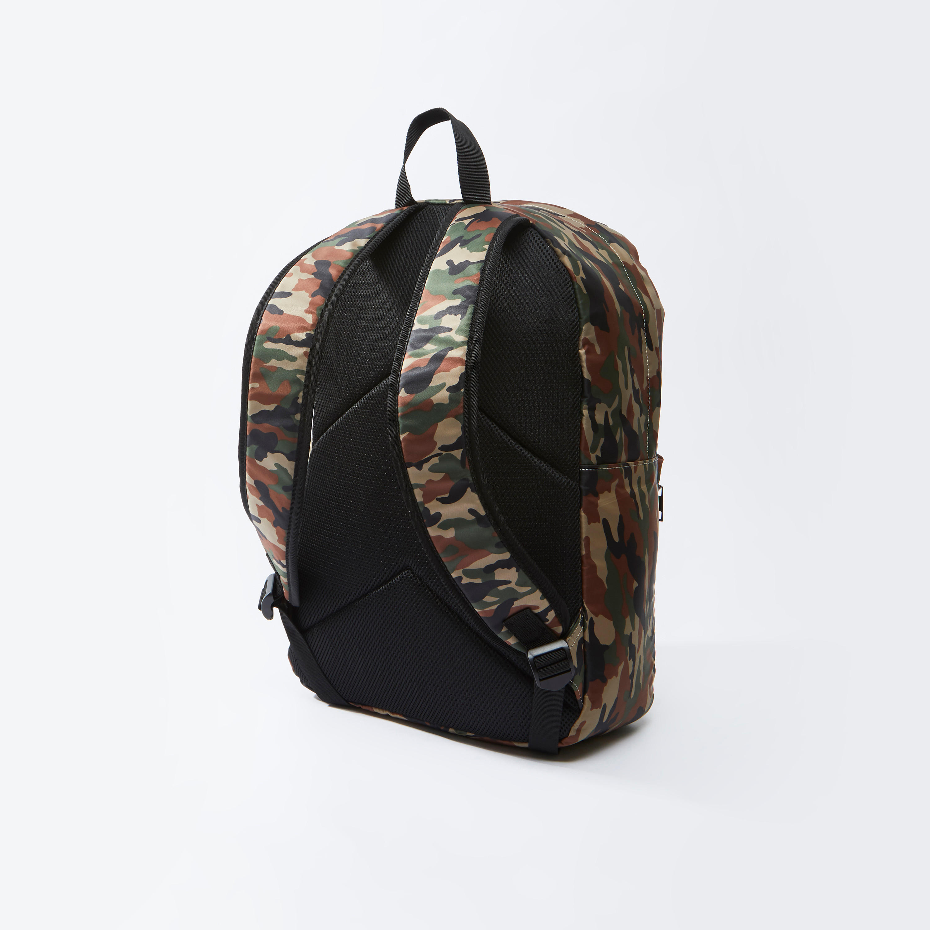 شنطة ظهر بحمّالات كتف قابلة للتعديل وطبعات مموّهة من لي كوبر-men-bags-image-3