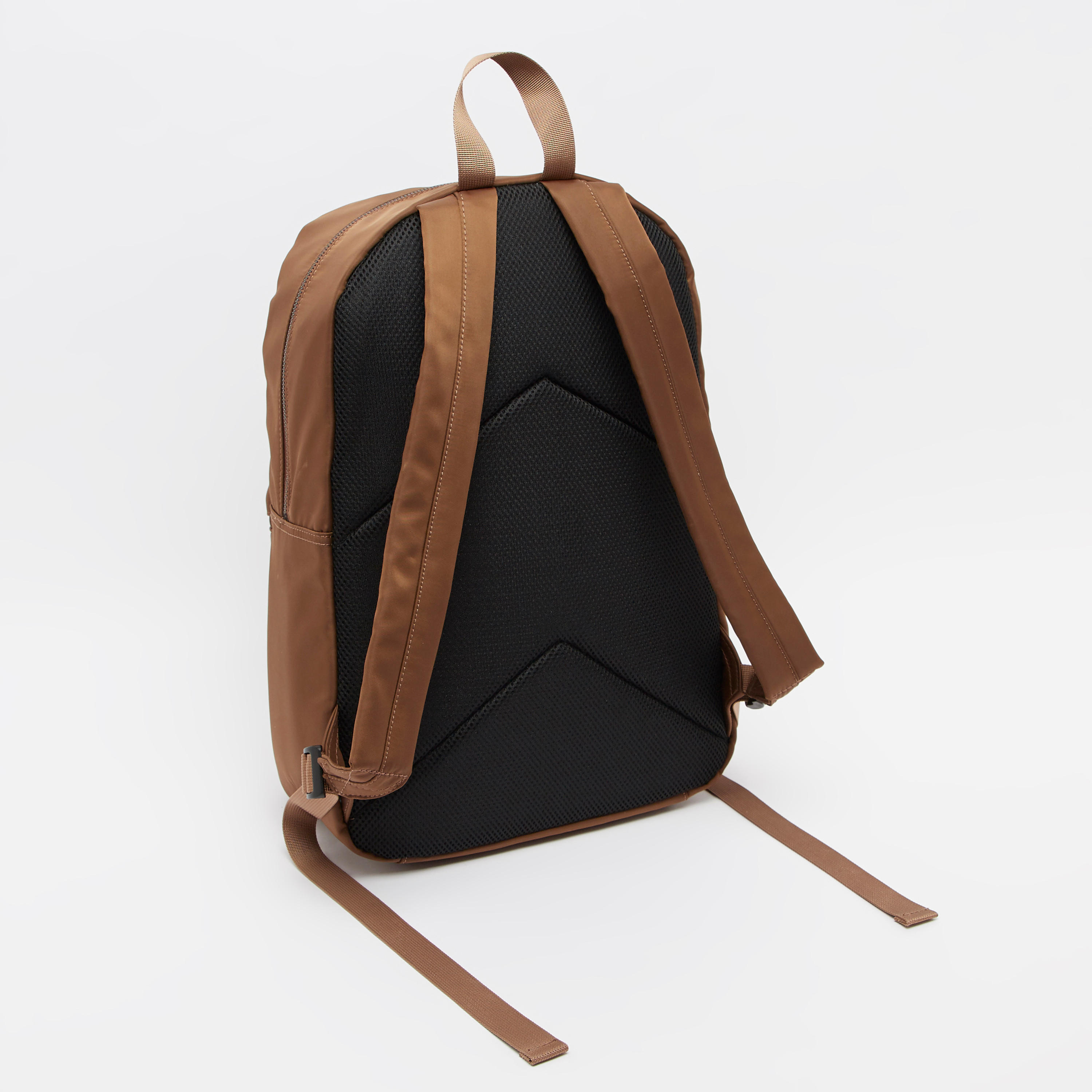 شنطة ظهر مبطّنة بحمّالات كتف قابلة للتعديل من لي كوبر-men-bags-image-2