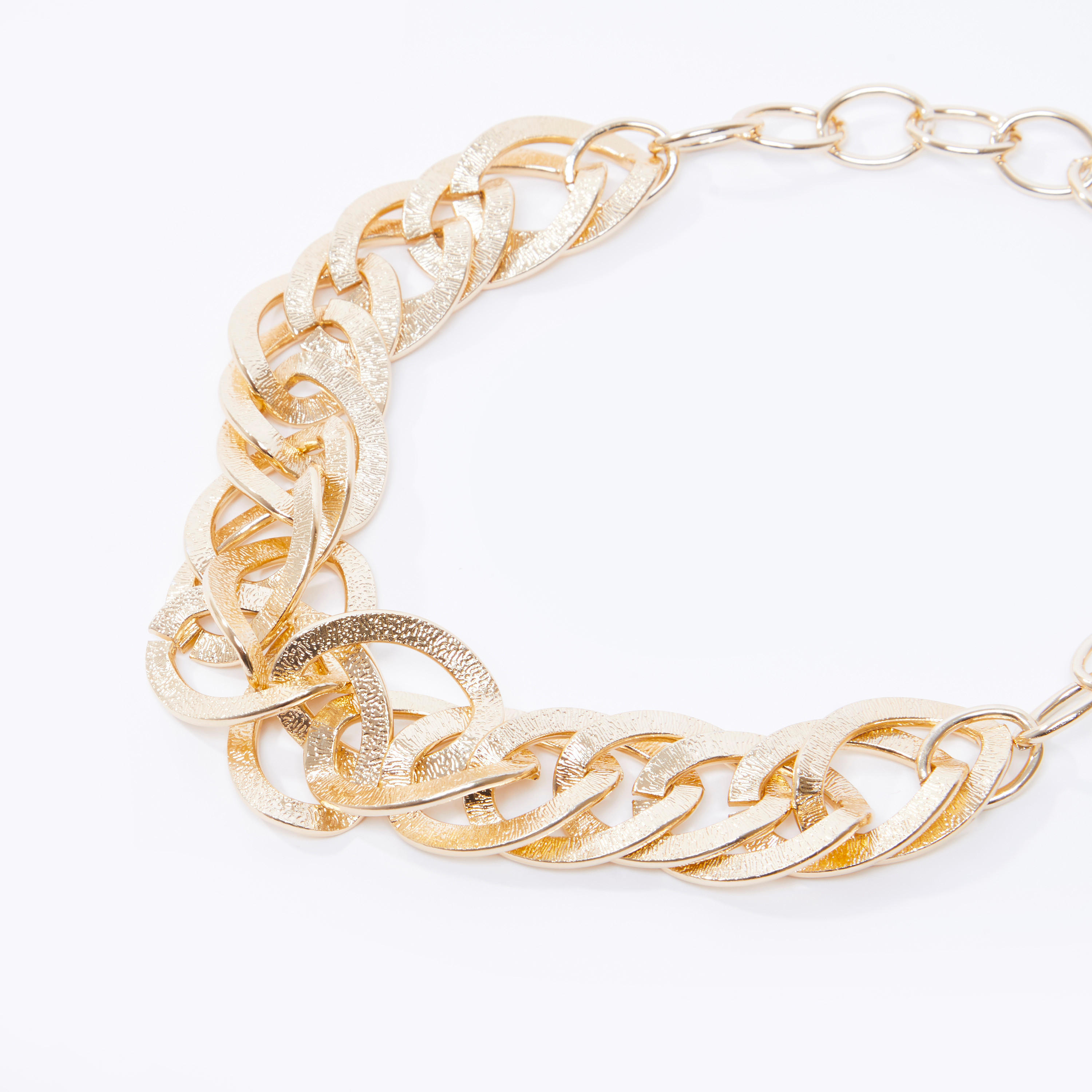 قلادة بتشطيب ميتاليك بمشبك للإغلاق-women-watchesandjewellery-jewellery-necklacesandpendants-image-3