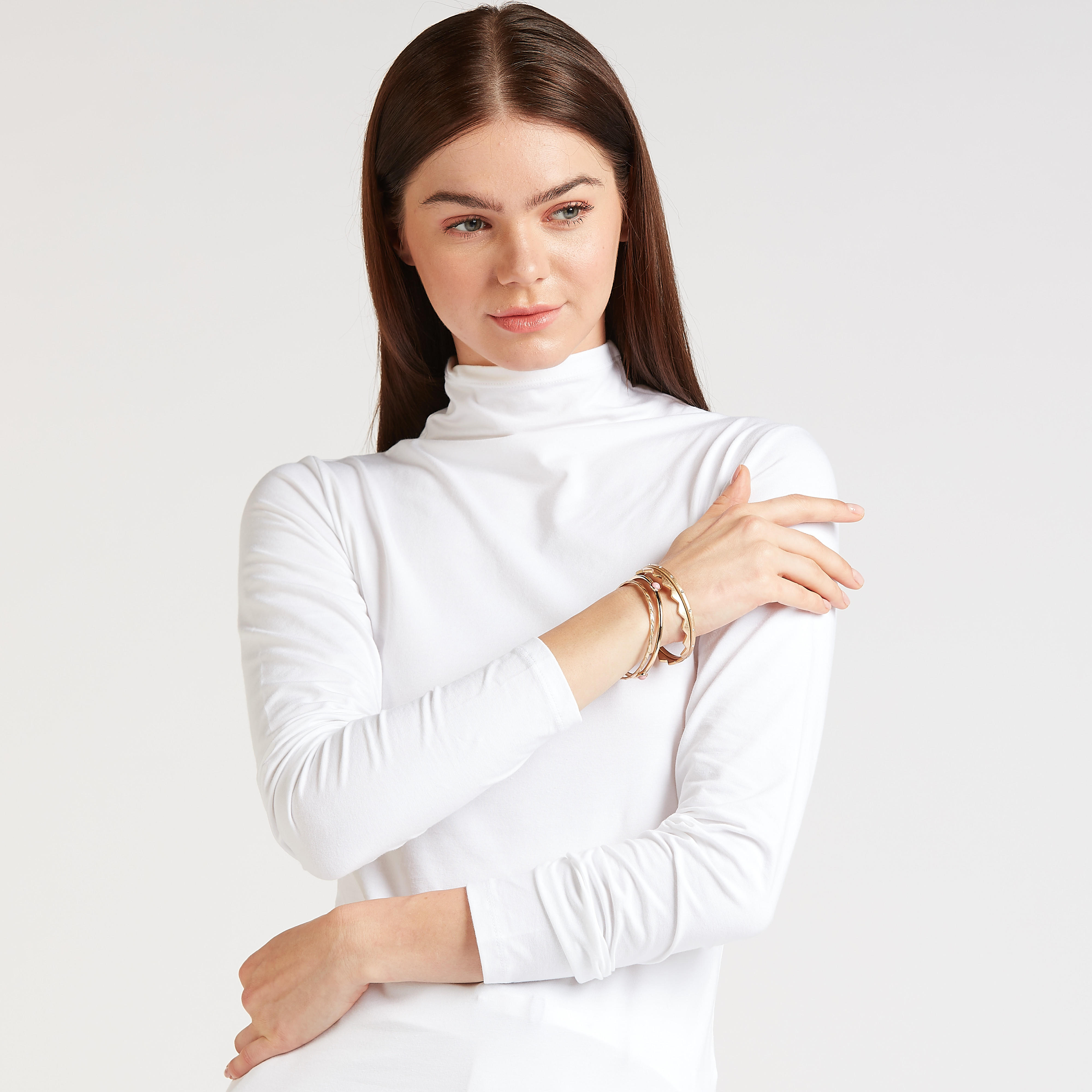 أساور مزينة - طقم من 4 قطع-women-watchesandjewellery-jewellery-banglesandbracelets-image-1