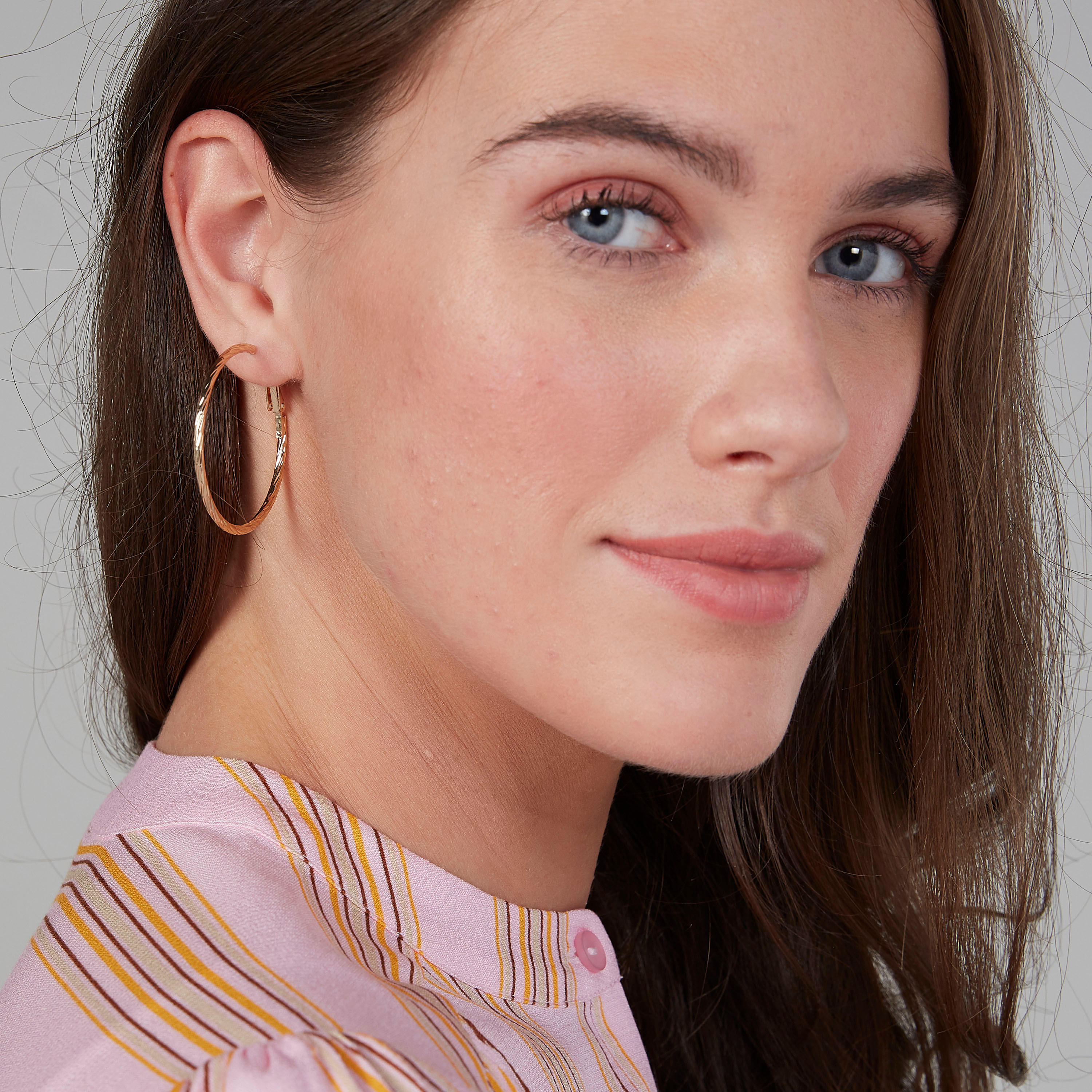 حلقان متنوعة بخطّاف إغلاق - طقم من 3 أزواج-women-watchesandjewellery-jewellery-earrings-image-2