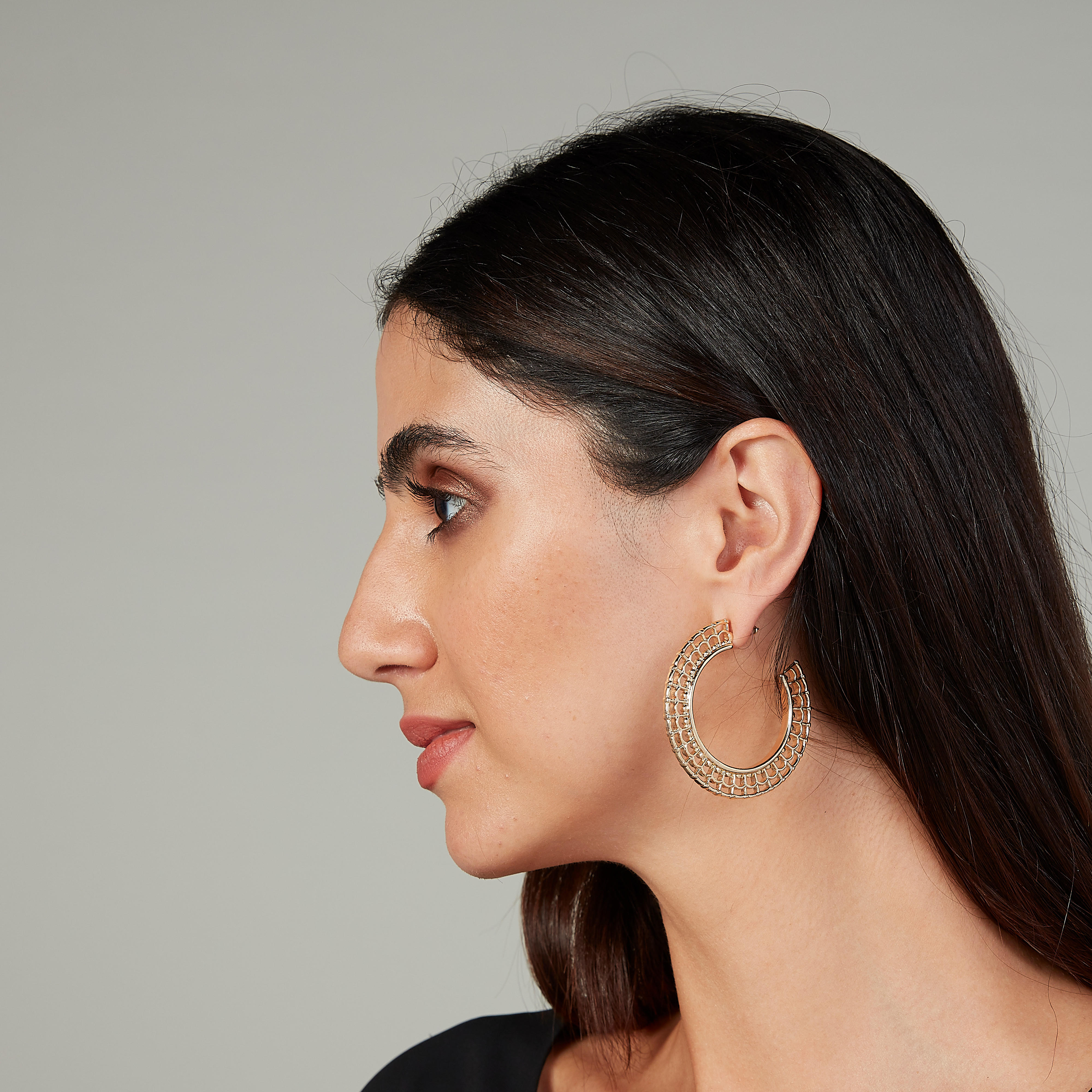 حلقان طوق بمكبس إغلاق-women-watchesandjewellery-jewellery-earrings-image-2