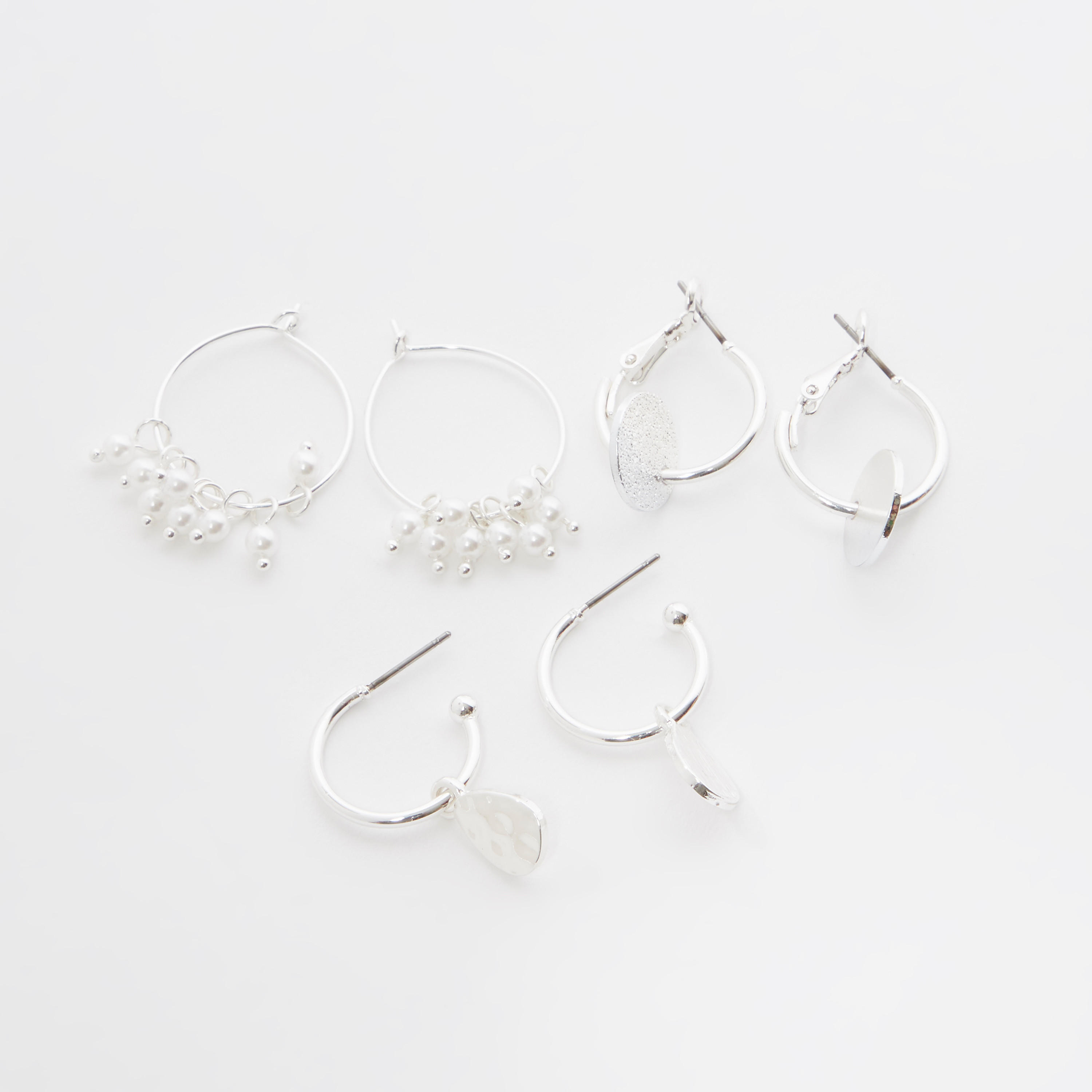 حلقان مزيّنة وخطّاف إغلاق - طقم من 3 أزواج-women-watchesandjewellery-jewellery-earrings-image-3
