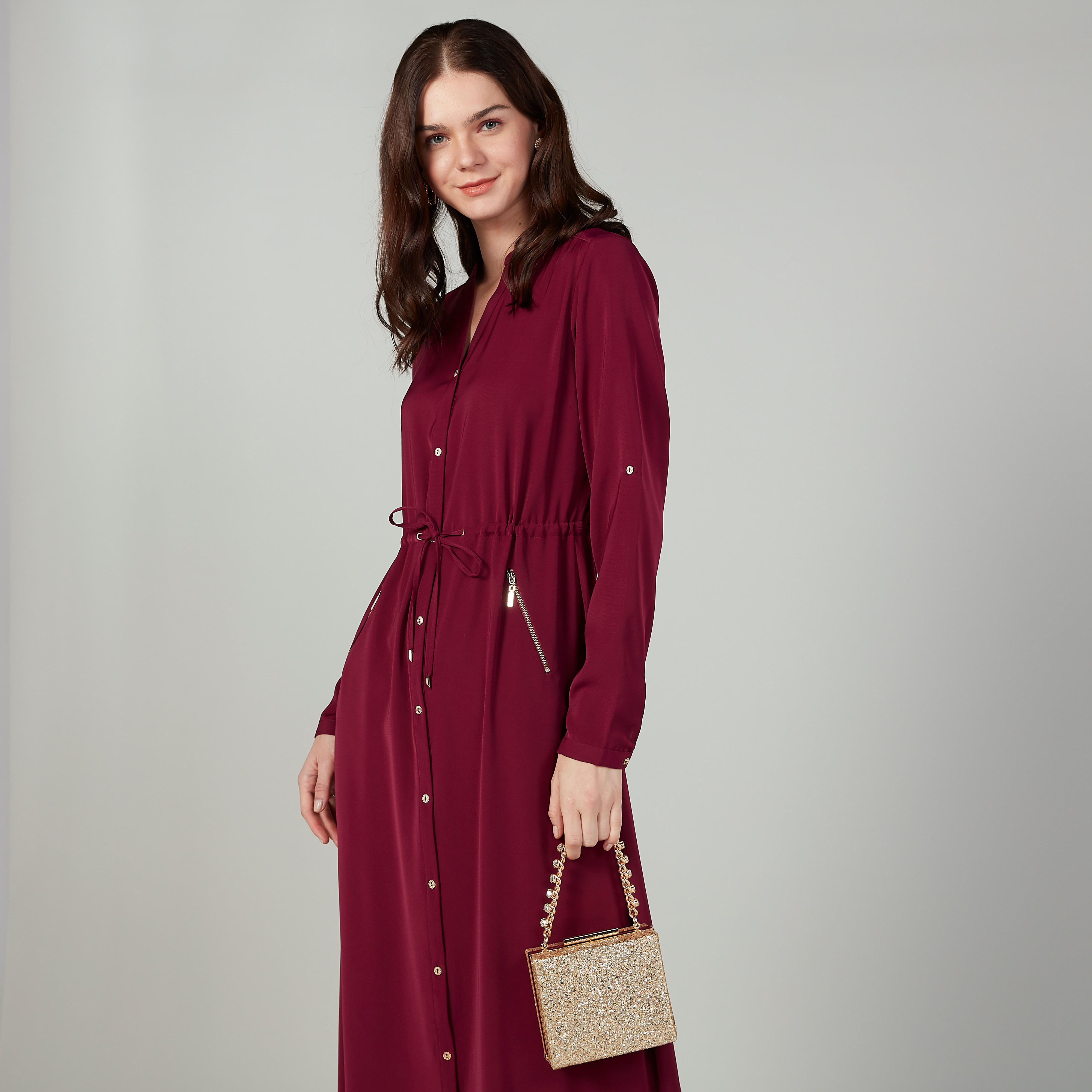 حقيبة كلاتش مرصّعة بقفل دوّار-women-bagsandwallets-handbags-image-3