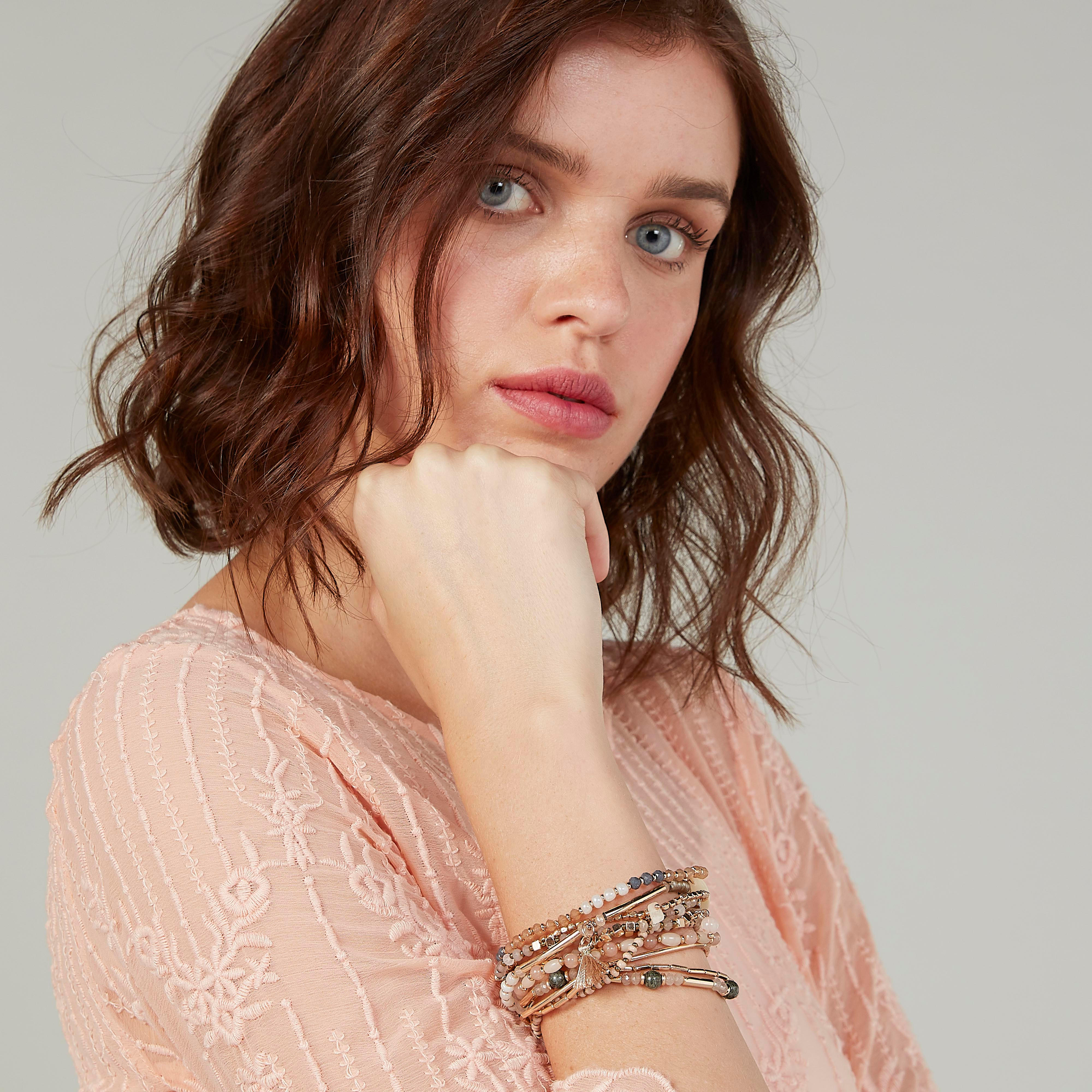 أساور مزيّنة - طقم من 10 قطع-women-watchesandjewellery-jewellery-banglesandbracelets-image-2