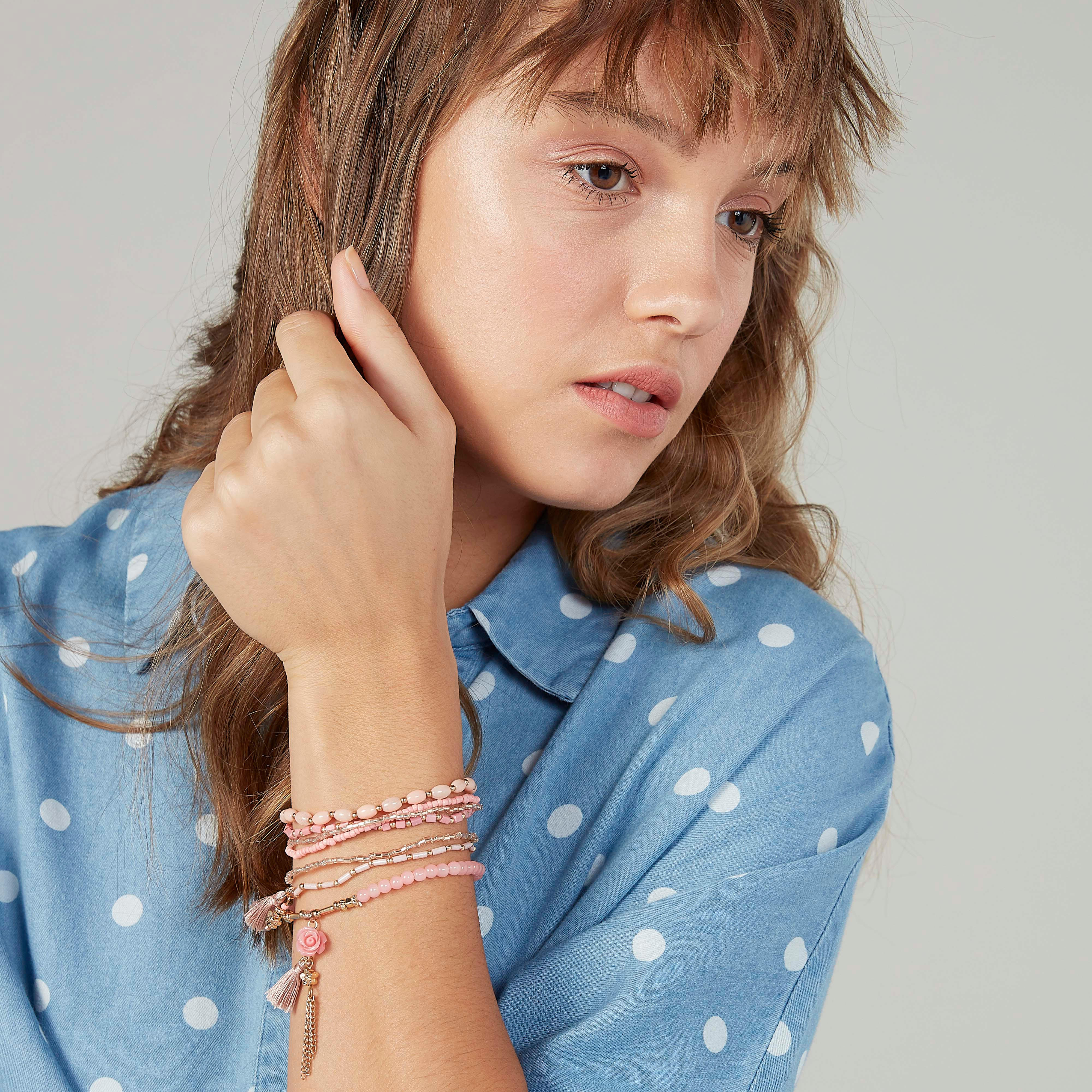 اساور مزينة - طقم من 7 قطع-women-watchesandjewellery-jewellery-banglesandbracelets-image-2