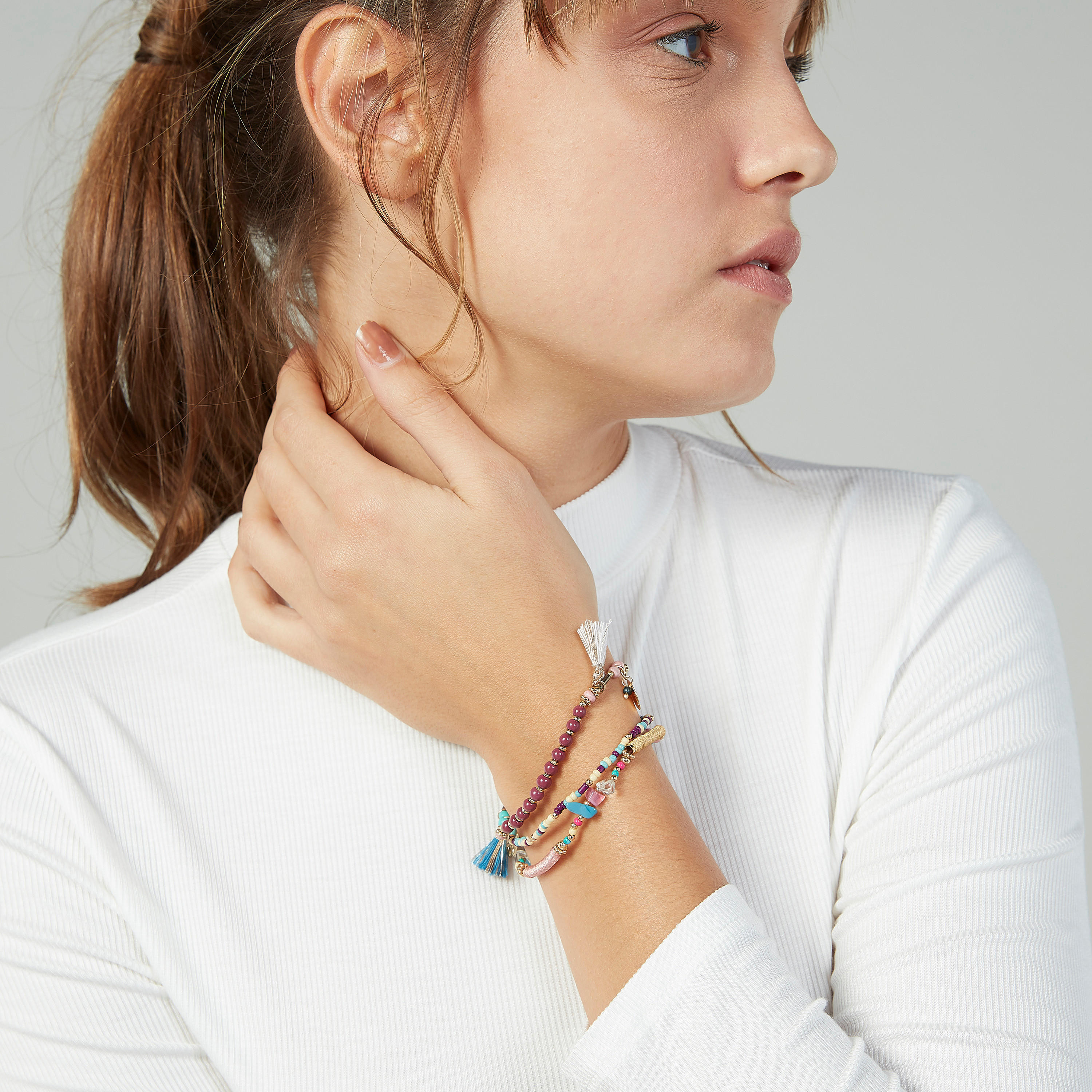 اساور مزينة - طقم من 7 قطع-women-watchesandjewellery-jewellery-banglesandbracelets-image-3