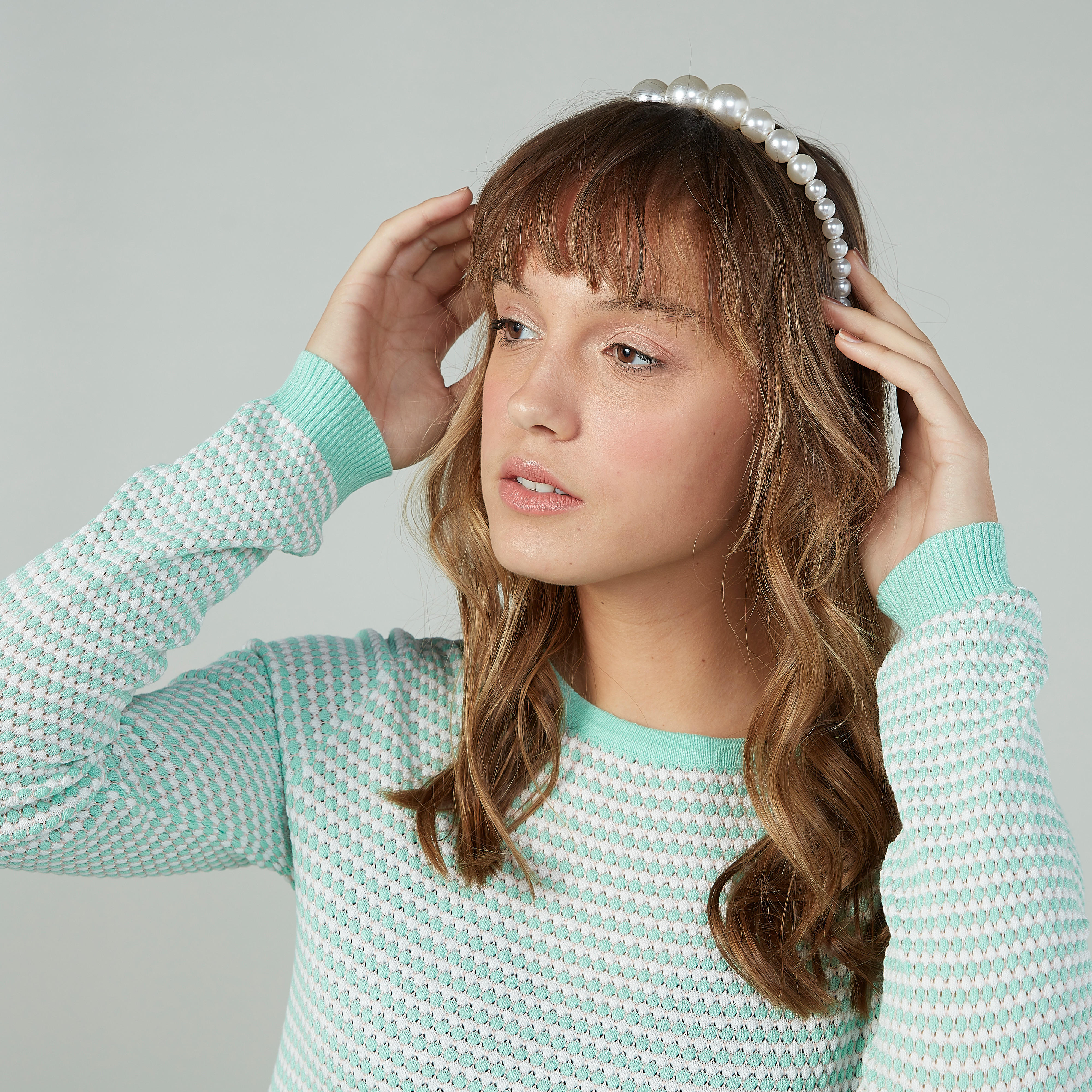 ربطة شعر بتفاصيل لؤلؤ-women-hairaccessories-image-2