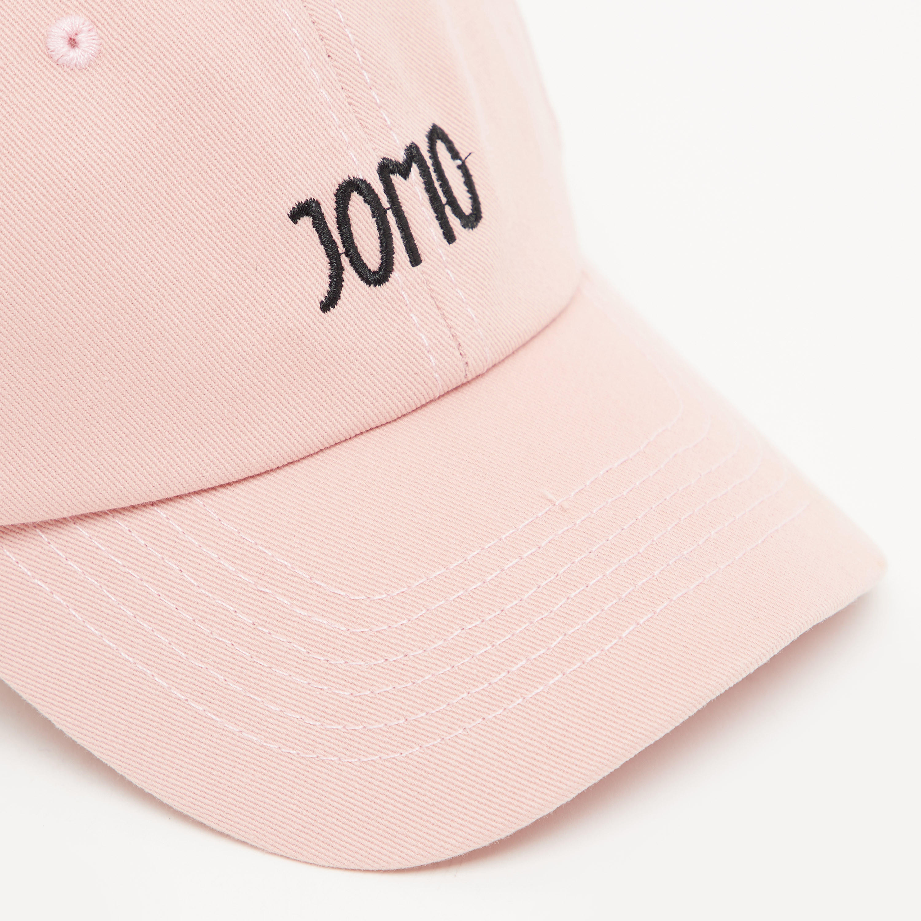 قبعة كاب بارزة الملمس بإبزيم إغلاق-women-clothingaccessories-capsandhats-image-2