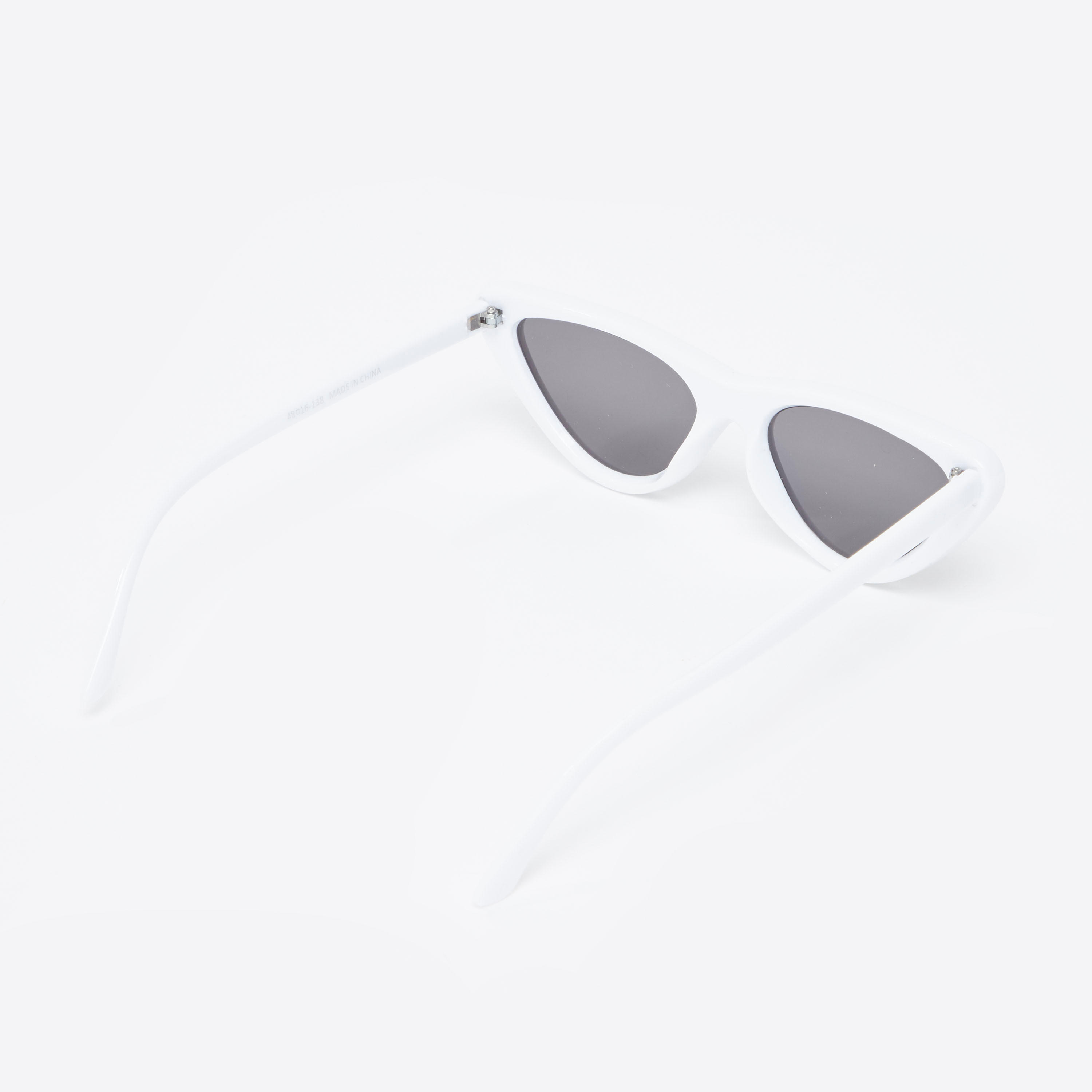 نظّارة شمسية بمرآة وإطار كامل ووسادات للأنف-women-sunglasses-image-5