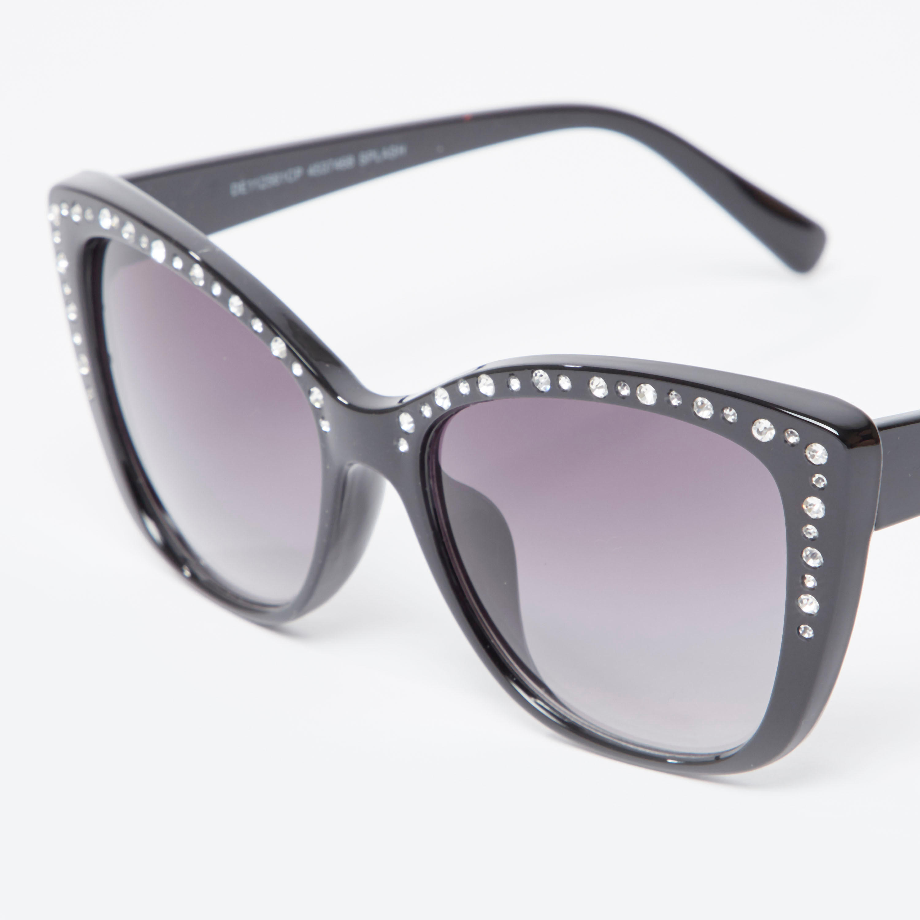 نظارة شمسية واي فيرار بإطار كامل ووسادات أنف بتفاصيل مرصعة-women-sunglasses-image-3