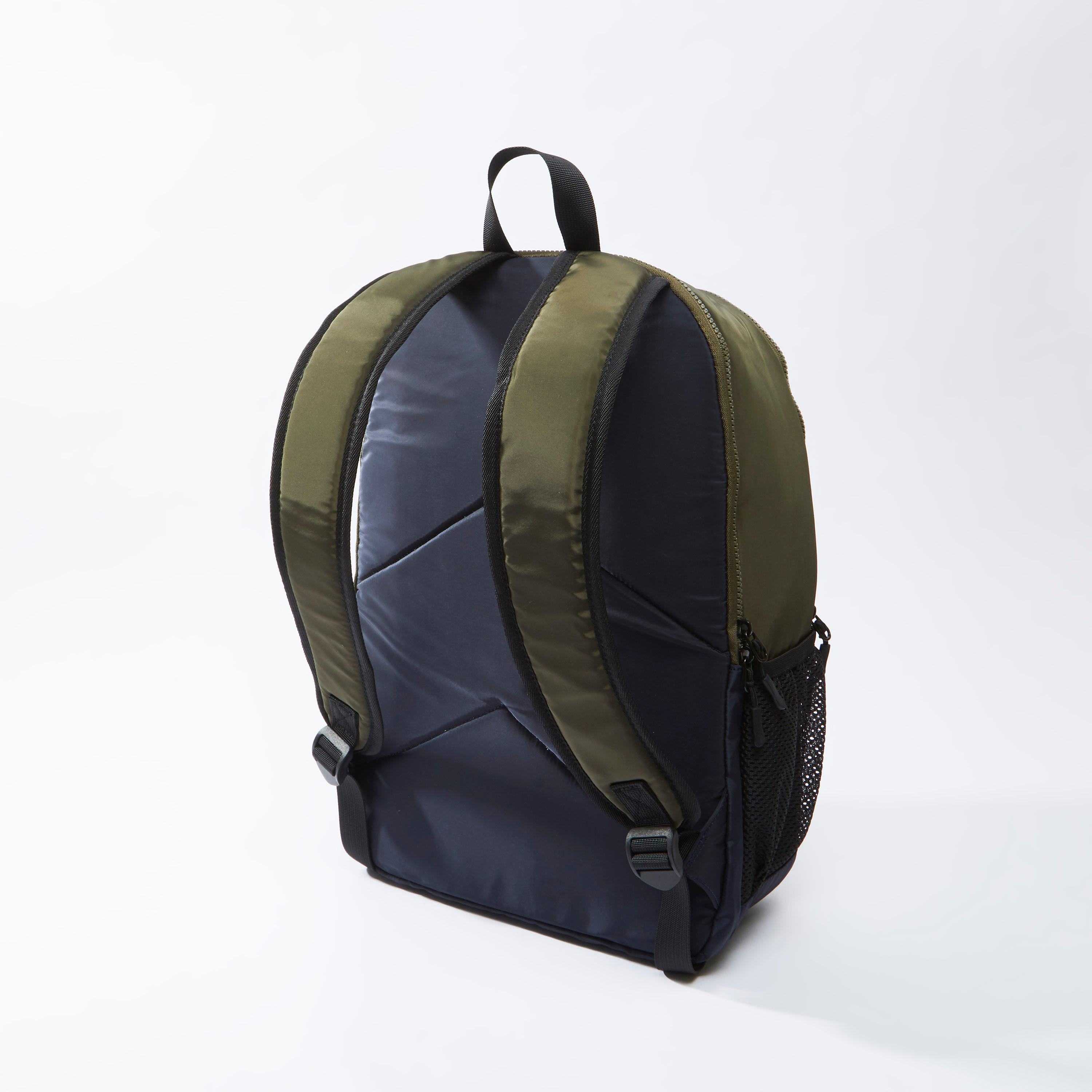 حقيبة ظهر بحمّالات قابلة للتعديل من كابا-men-bags-image-3