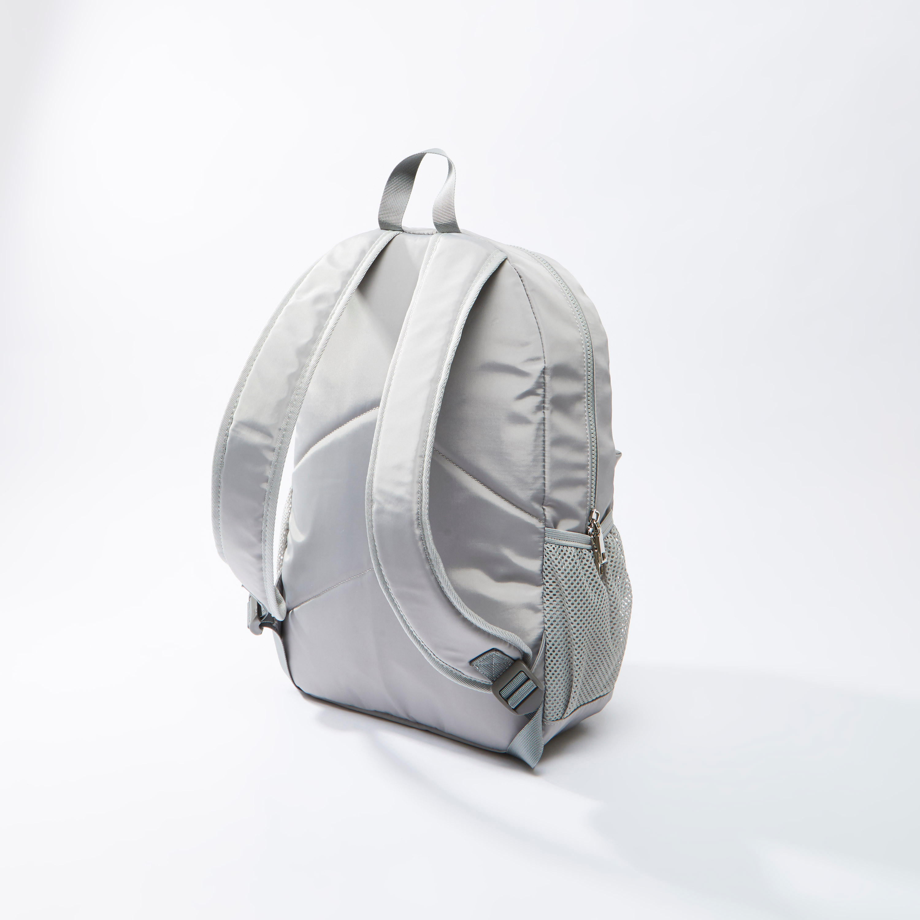شنطة ظهر بحمّالات كتف قابلة للتعديل وطبعات من كابا-men-bags-image-3