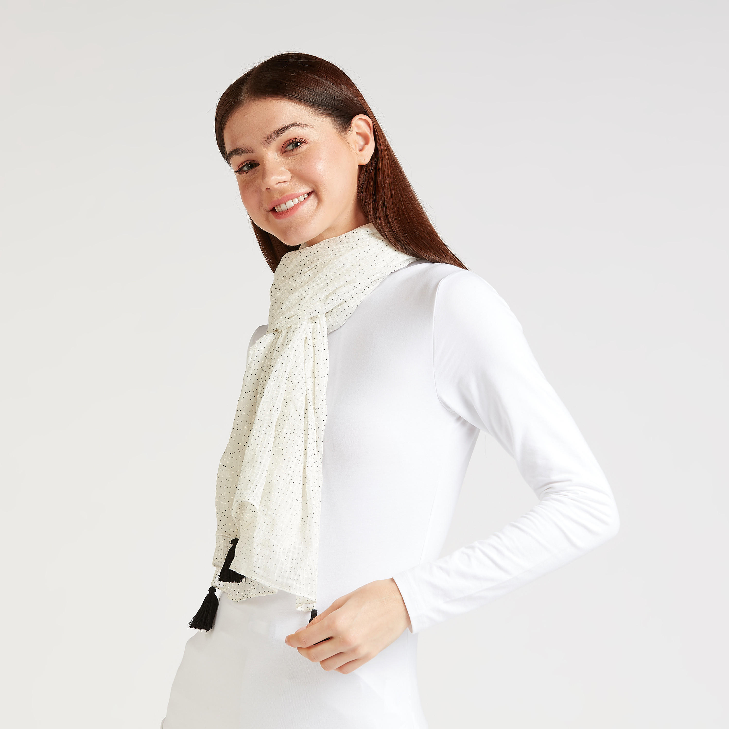 وشاح بطبعات وشرّابات-women-clothingaccessories-scarves-image-2