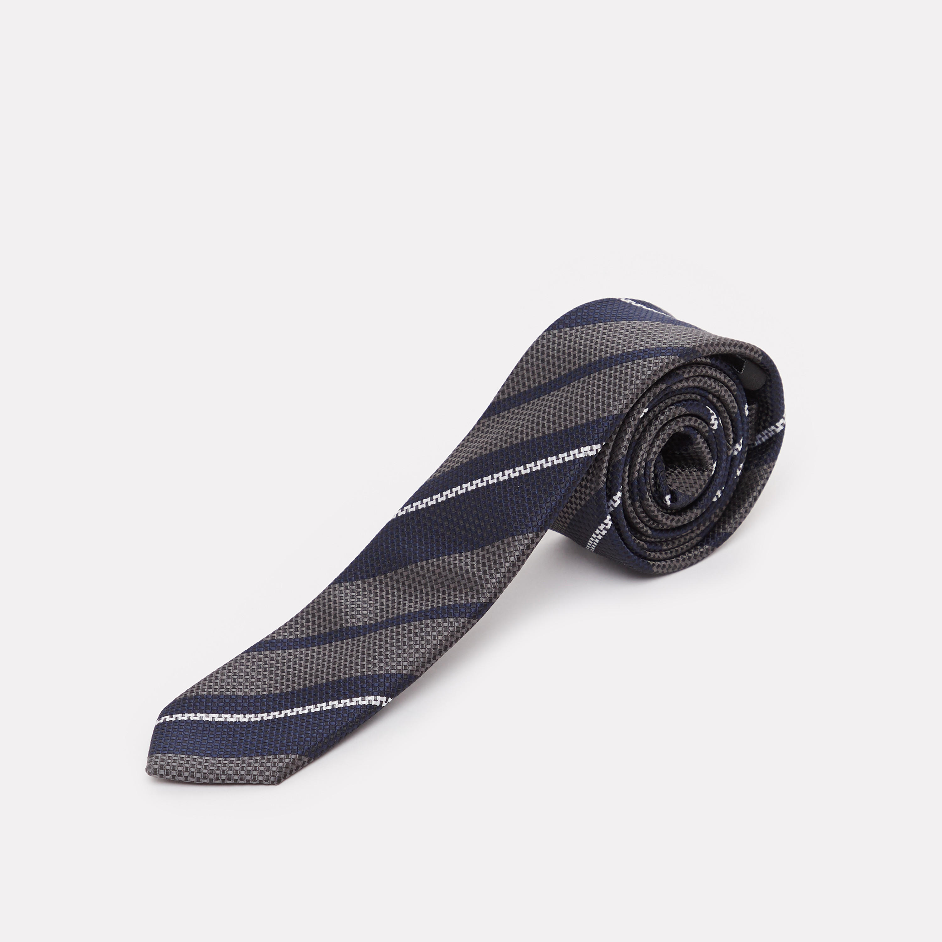 ربطة عنق مخطط عادية بحلقة تثبيت-men-tiesandcufflinks-pocketsquares-image-4
