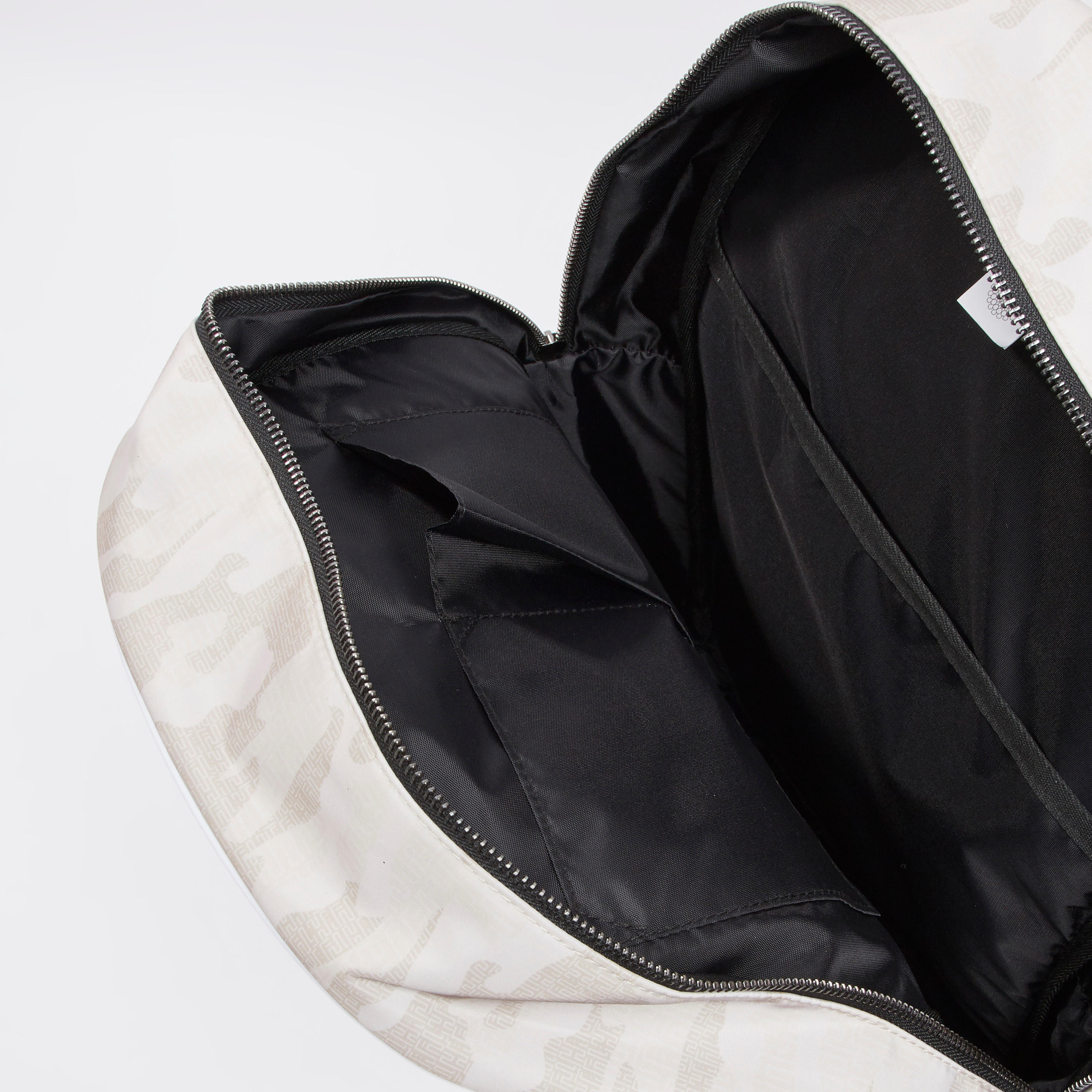 شنطة ظهر بسحّاب إغلاق وحمّالات قابلة للتعديل وطبعات-men-bags-image-1