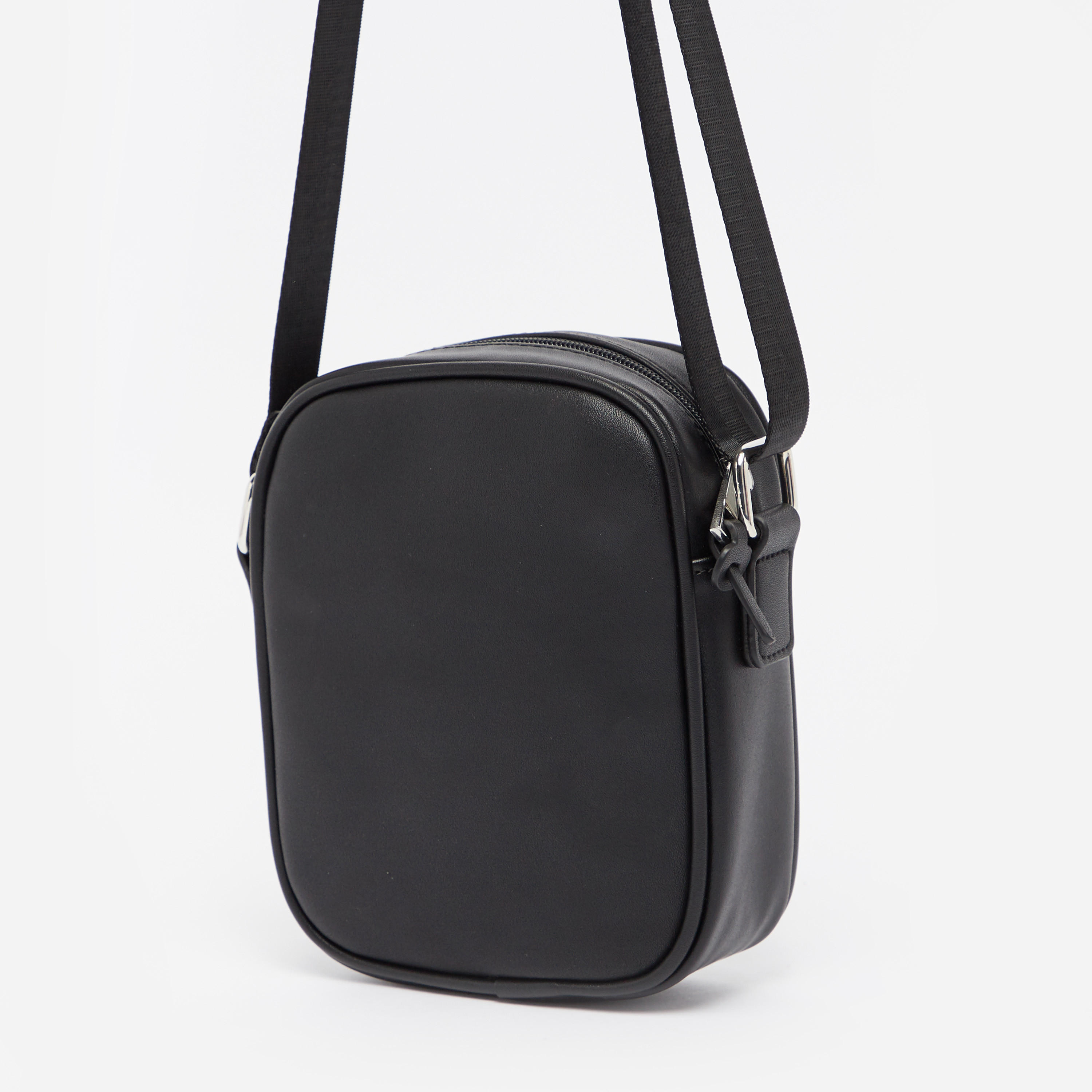 شنطة كروس بودي بارزة الملمس بحزام قابل للتعديل-men-bags-image-3