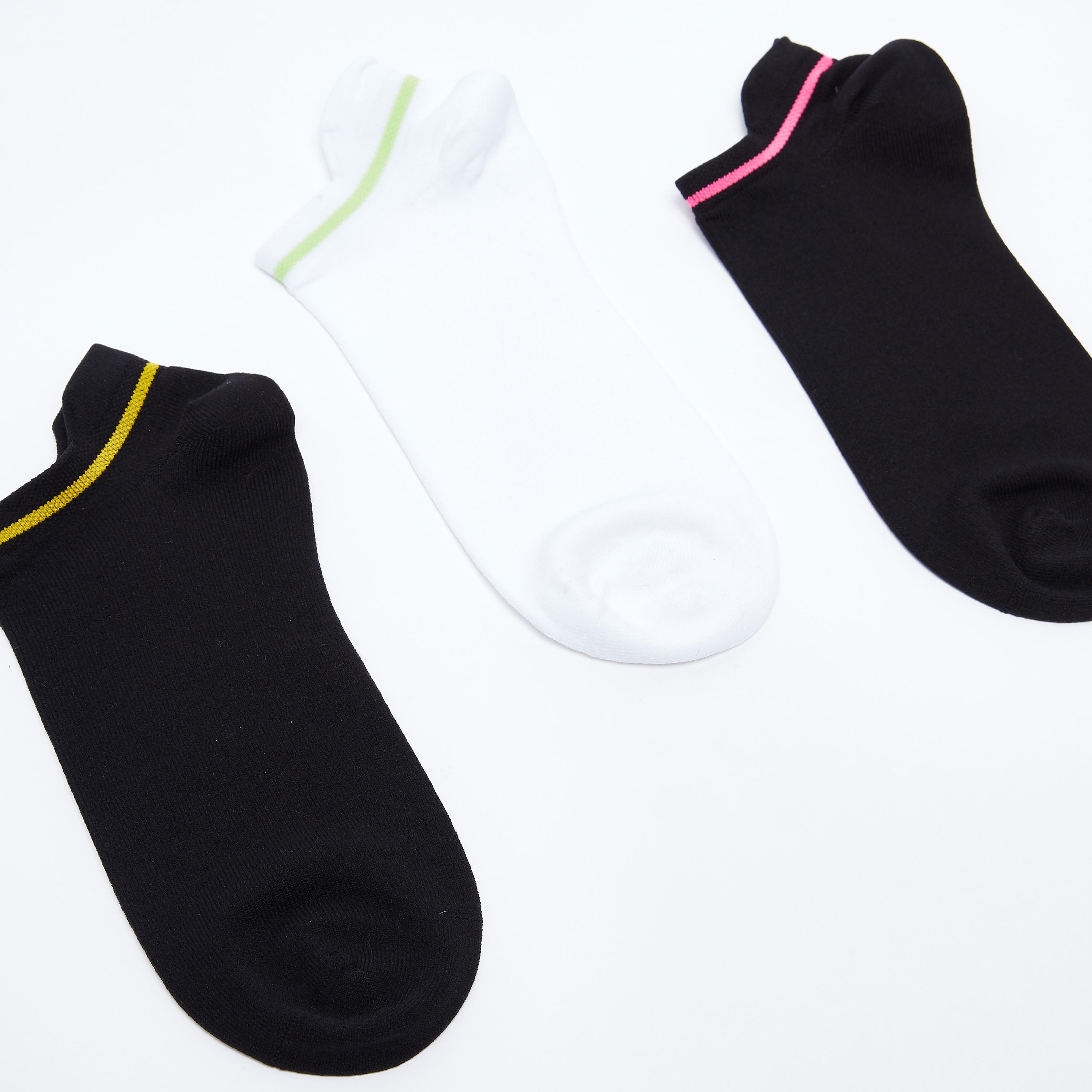 جوارب متنوعة بطول الكاحل وحواف مطّاطية - طقم من 3 أزواج-women-socksandstockings-image-3