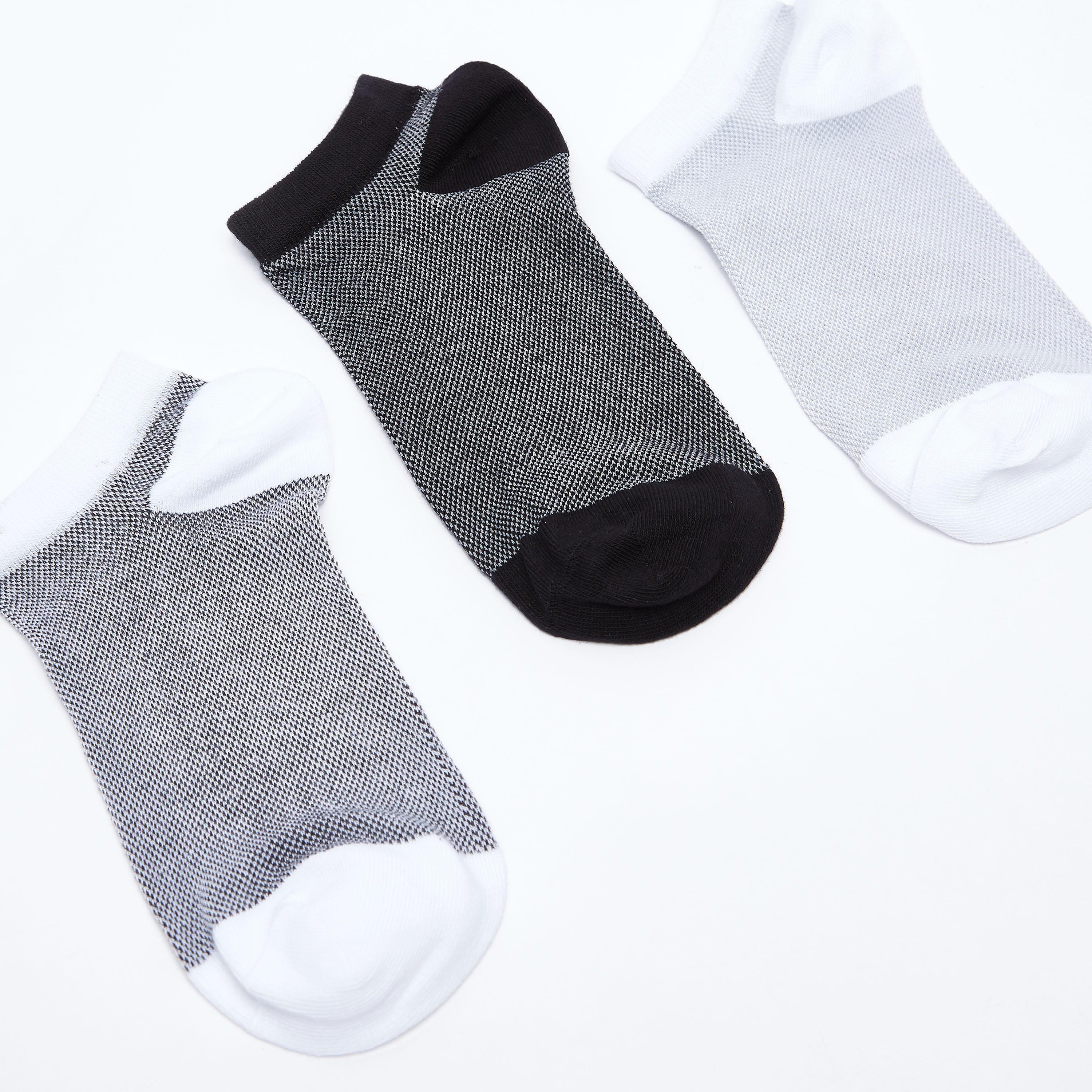 جوارب متنوعة بطول الكاحل وحواف مطّاطية - طقم من 3 أزواج-women-socksandstockings-image-3