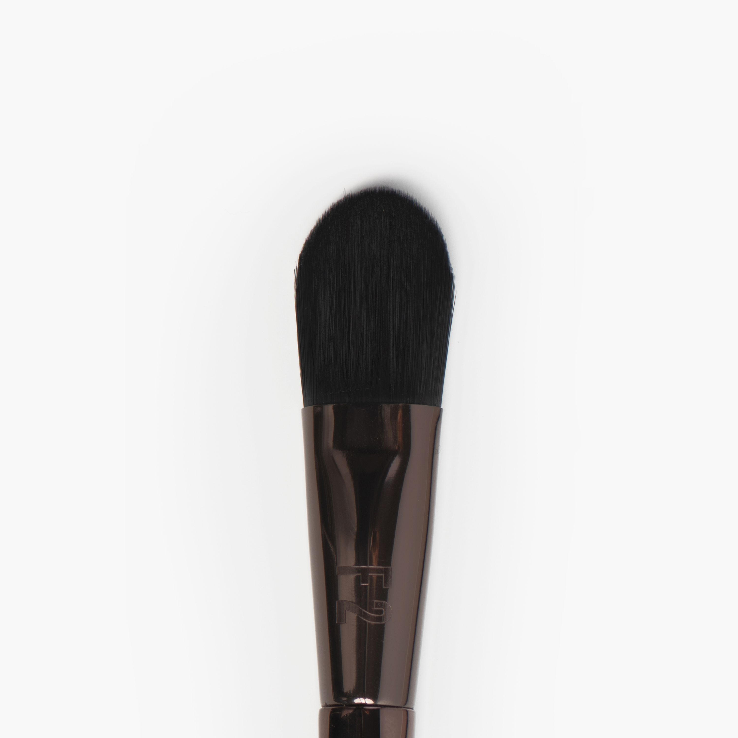 Max Factor Foundation Brush-beautyandpersonalcare-makeup-brushesandaccessories-brushes-image-4