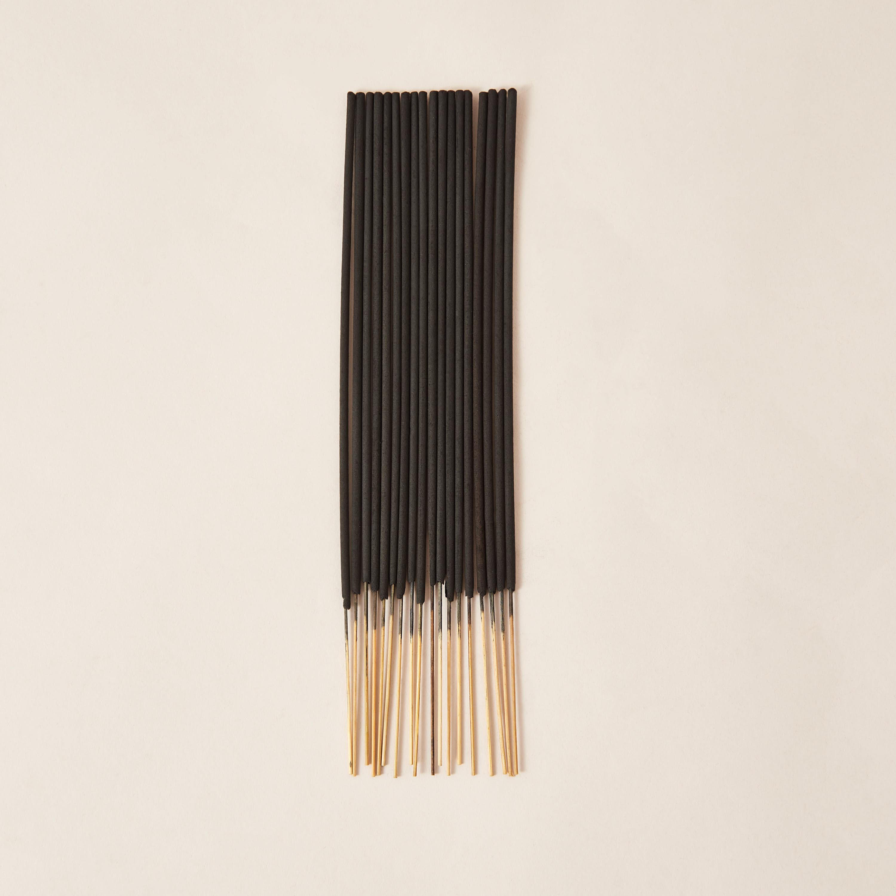 Elite d'Art Dark Amber Incense Stick - Set of 60-household-homefragrance-potpourri-image-1